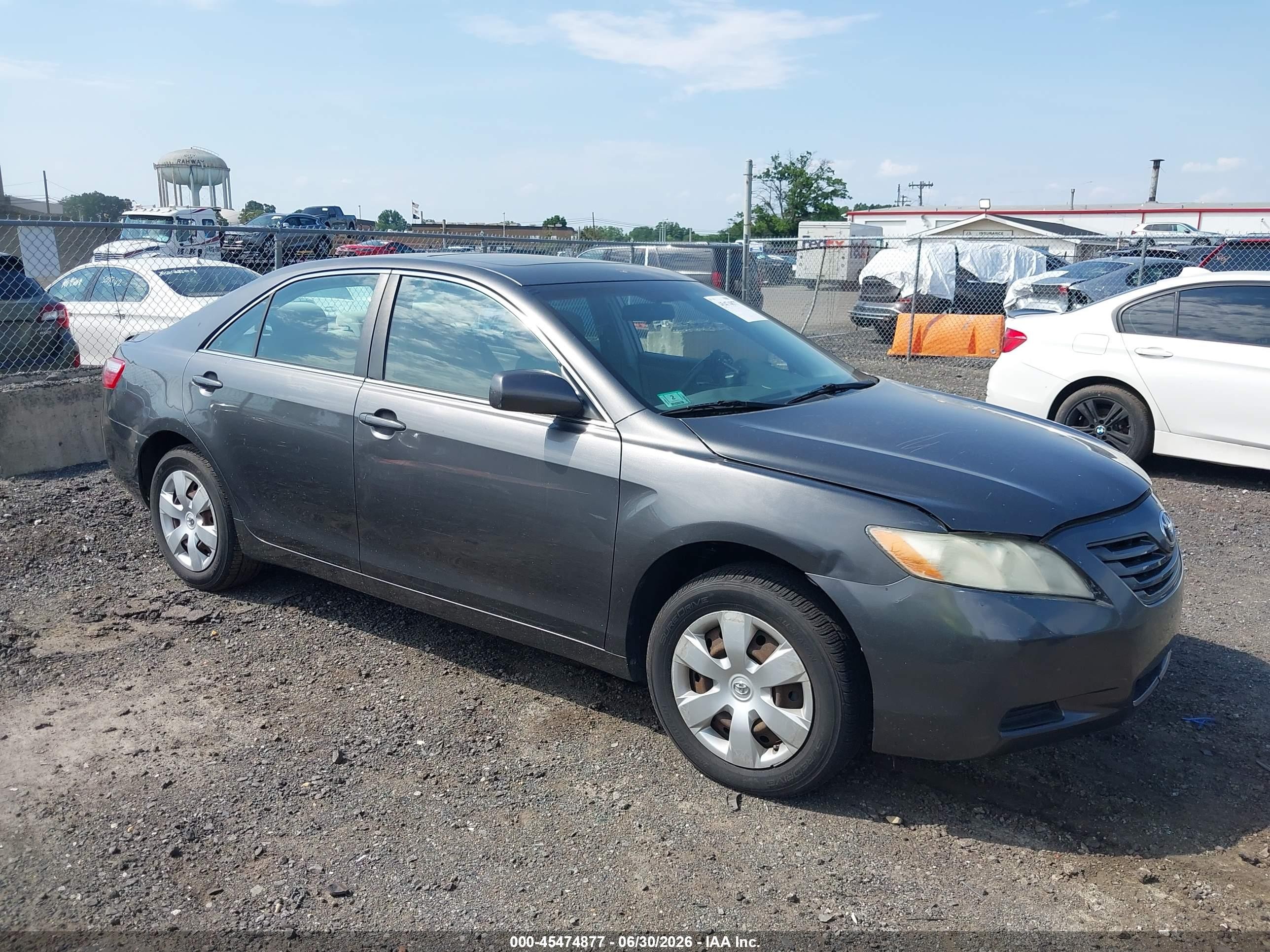2008 Toyota Camry Le Gray vin: 4T4BE46K38R043733