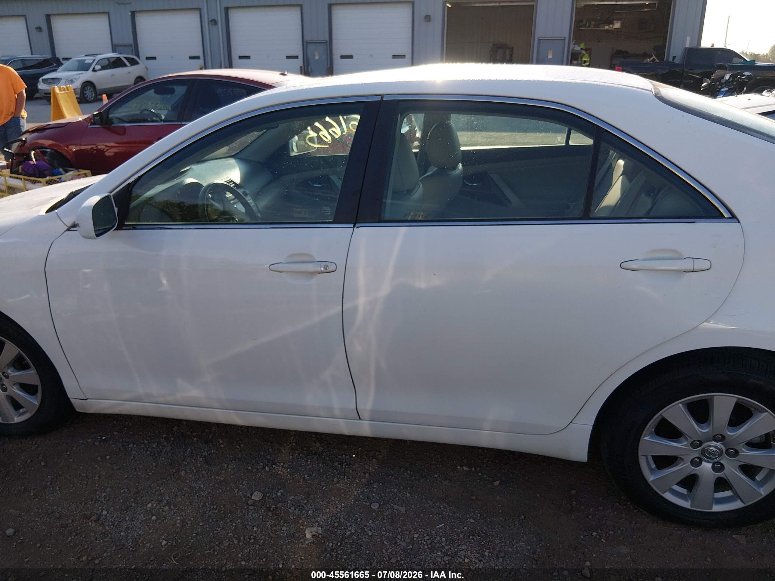 2009 Toyota Camry Xle White vin: 4T4BE46K39R051980