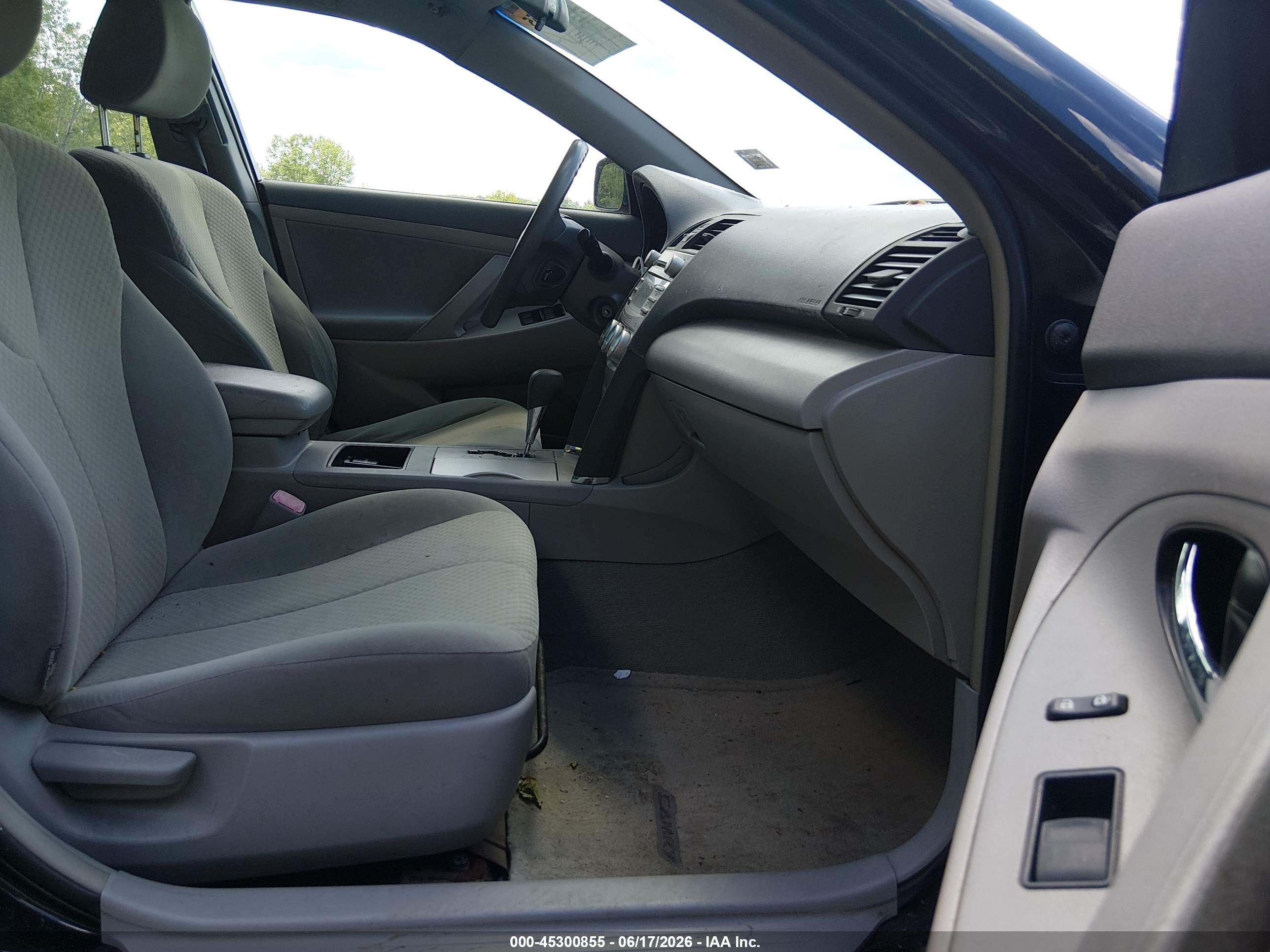 2009 Toyota Camry Le Black vin: 4T4BE46K39R053535
