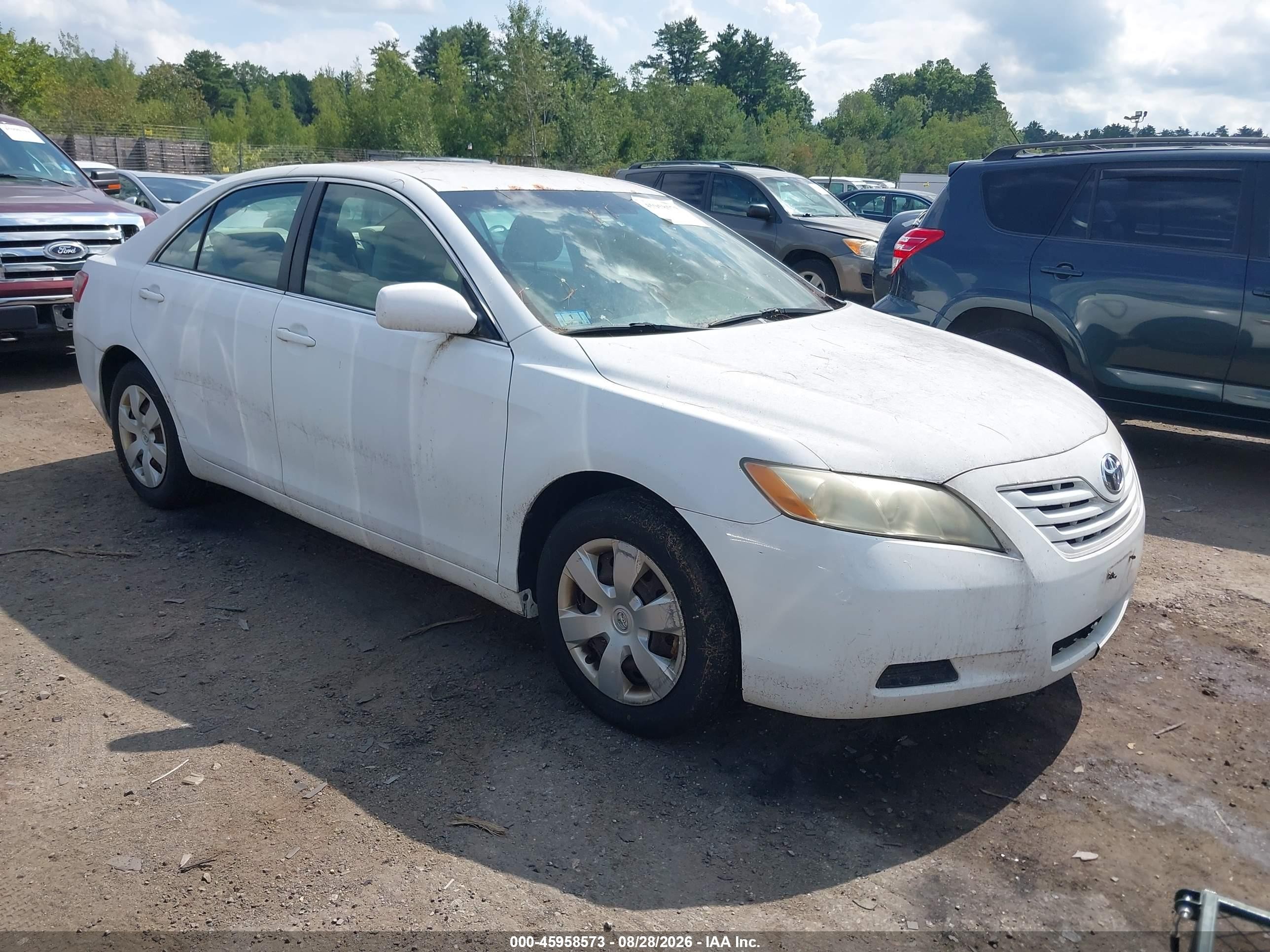 2009 Toyota Camry Le White vin: 4T4BE46K39R059111