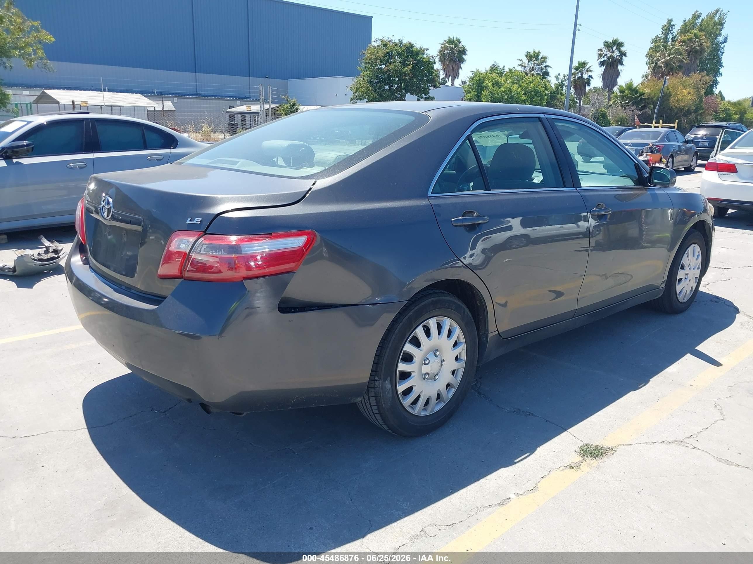 2009 Toyota Camry Le Gray vin: 4T4BE46K39R059738