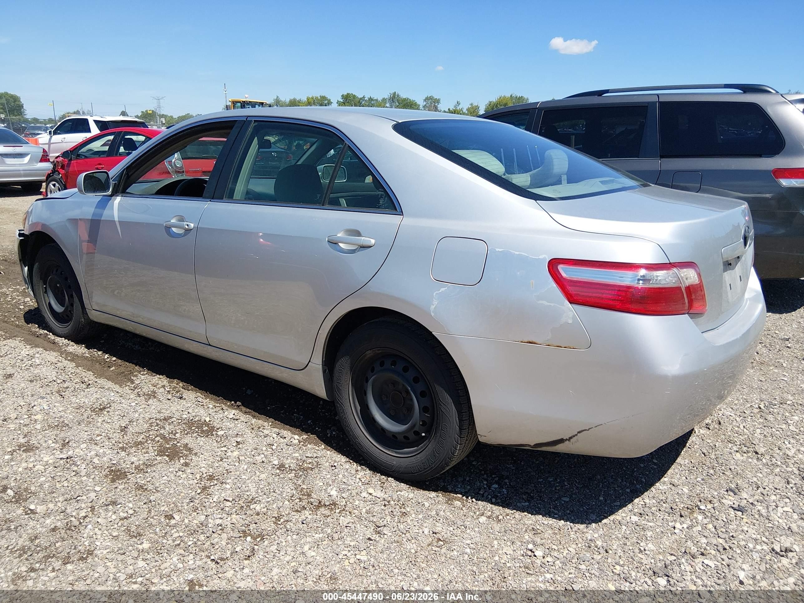 2009 Toyota Camry Серебряный vin: 4T4BE46K39R076569