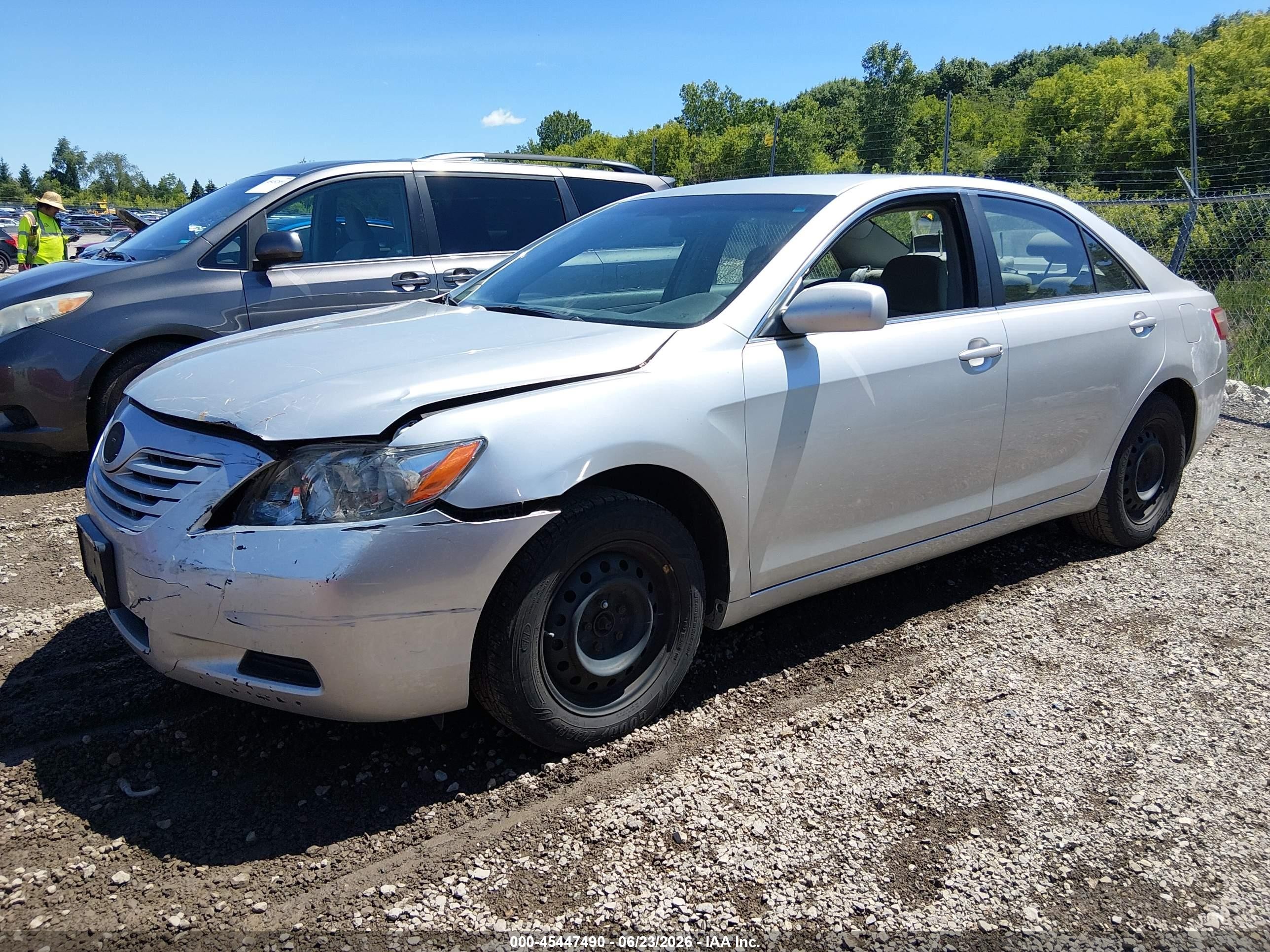 2009 Toyota Camry Серебряный vin: 4T4BE46K39R076569