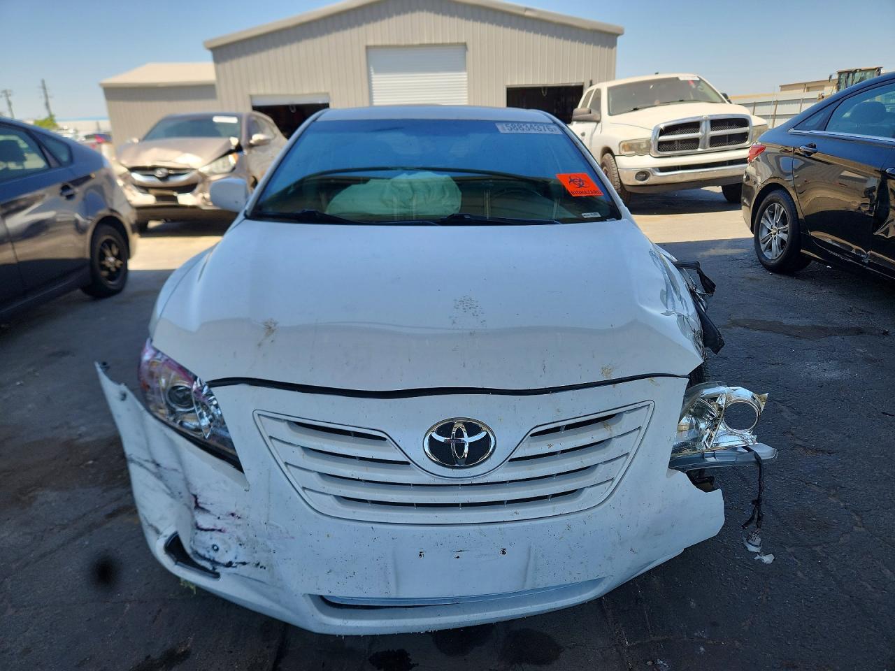 2009 Toyota Camry Le Белый vin: 4T4BE46K39R088267