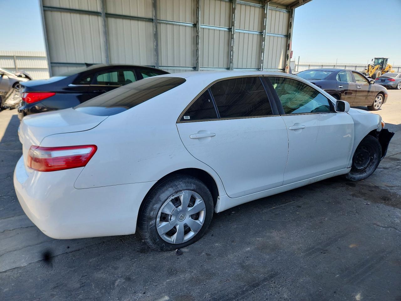 2009 Toyota Camry Le Белый vin: 4T4BE46K39R088267