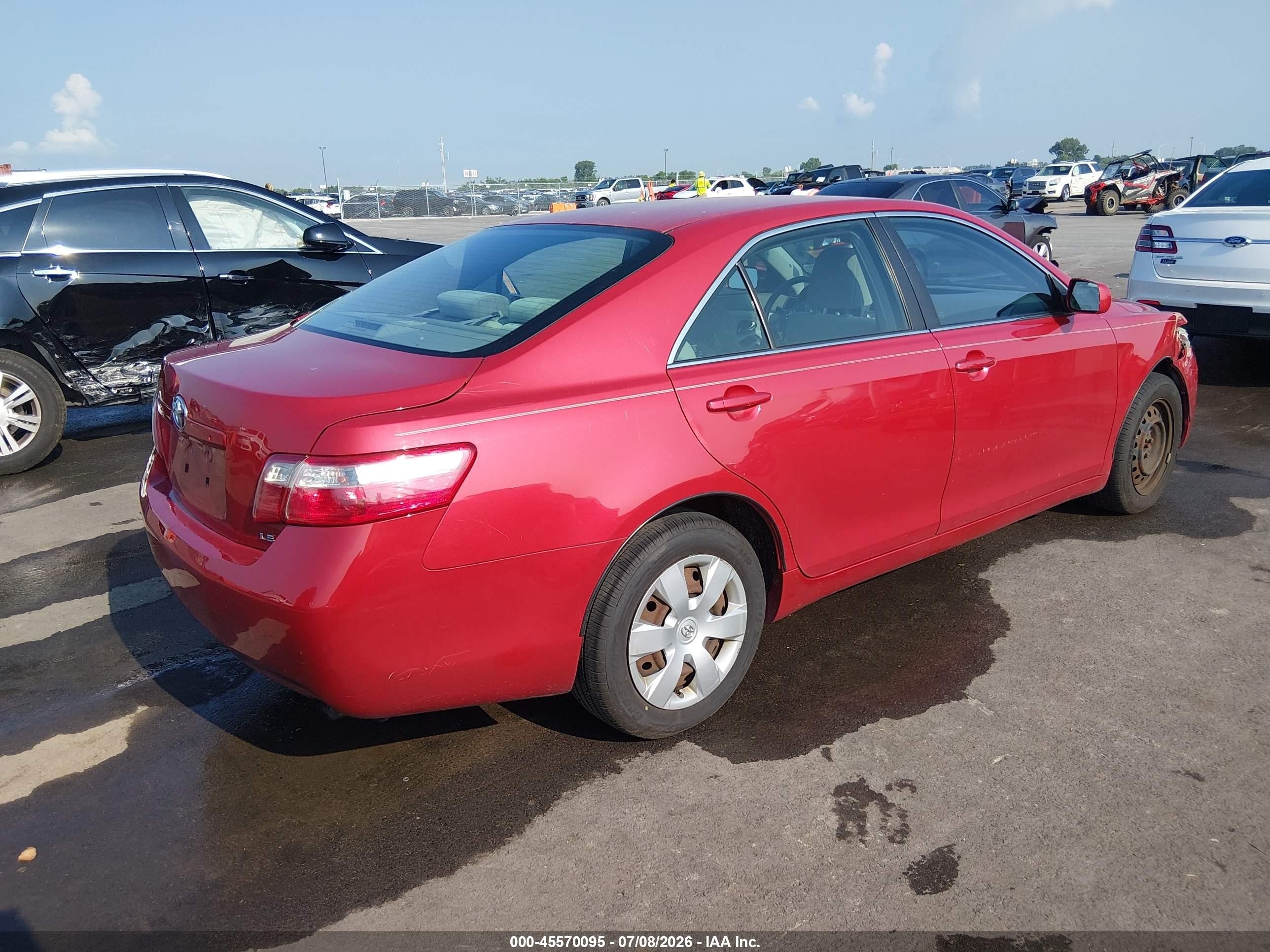 2009 Toyota Camry Le Red vin: 4T4BE46K39R093324