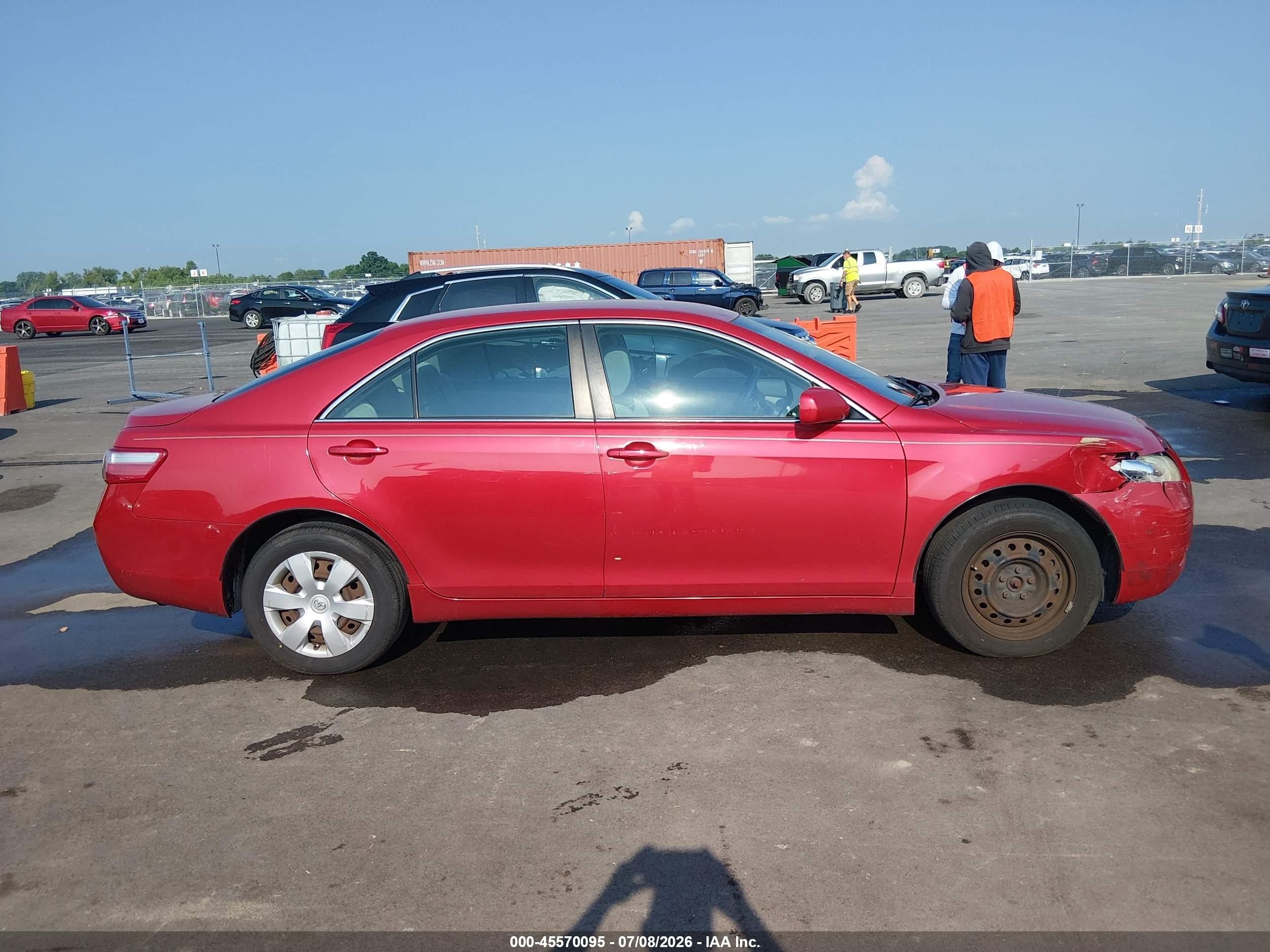 2009 Toyota Camry Le Red vin: 4T4BE46K39R093324