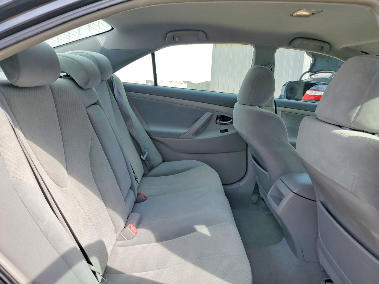 2009 Toyota Camry Le Gray vin: 4T4BE46K39R112972