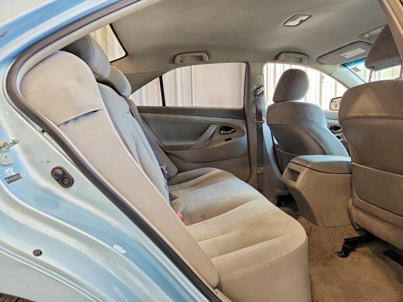 2009 Toyota Camry Le Blue vin: 4T4BE46K39R122112