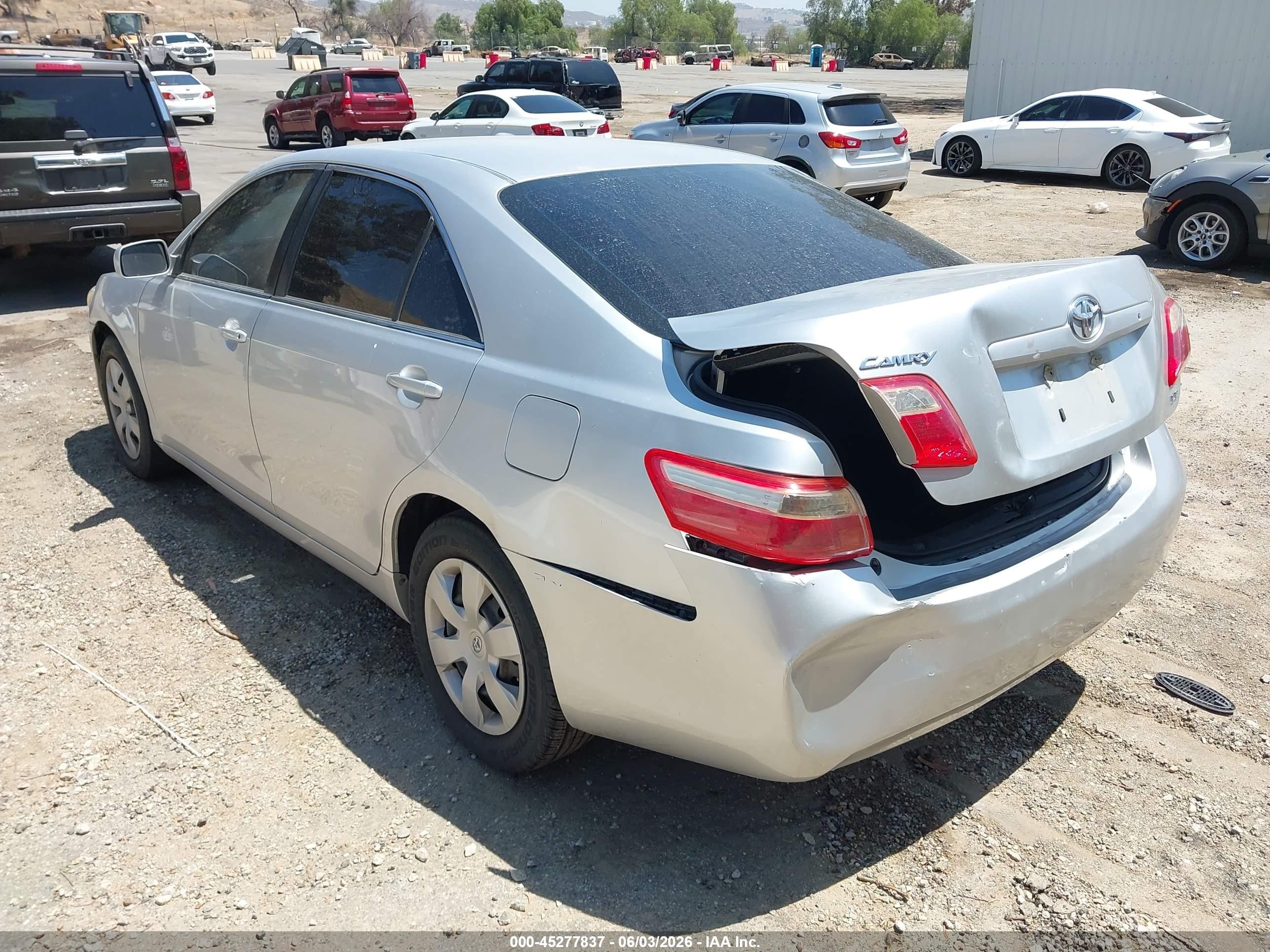 2009 Toyota Camry Le Серебряный vin: 4T4BE46K39R125513