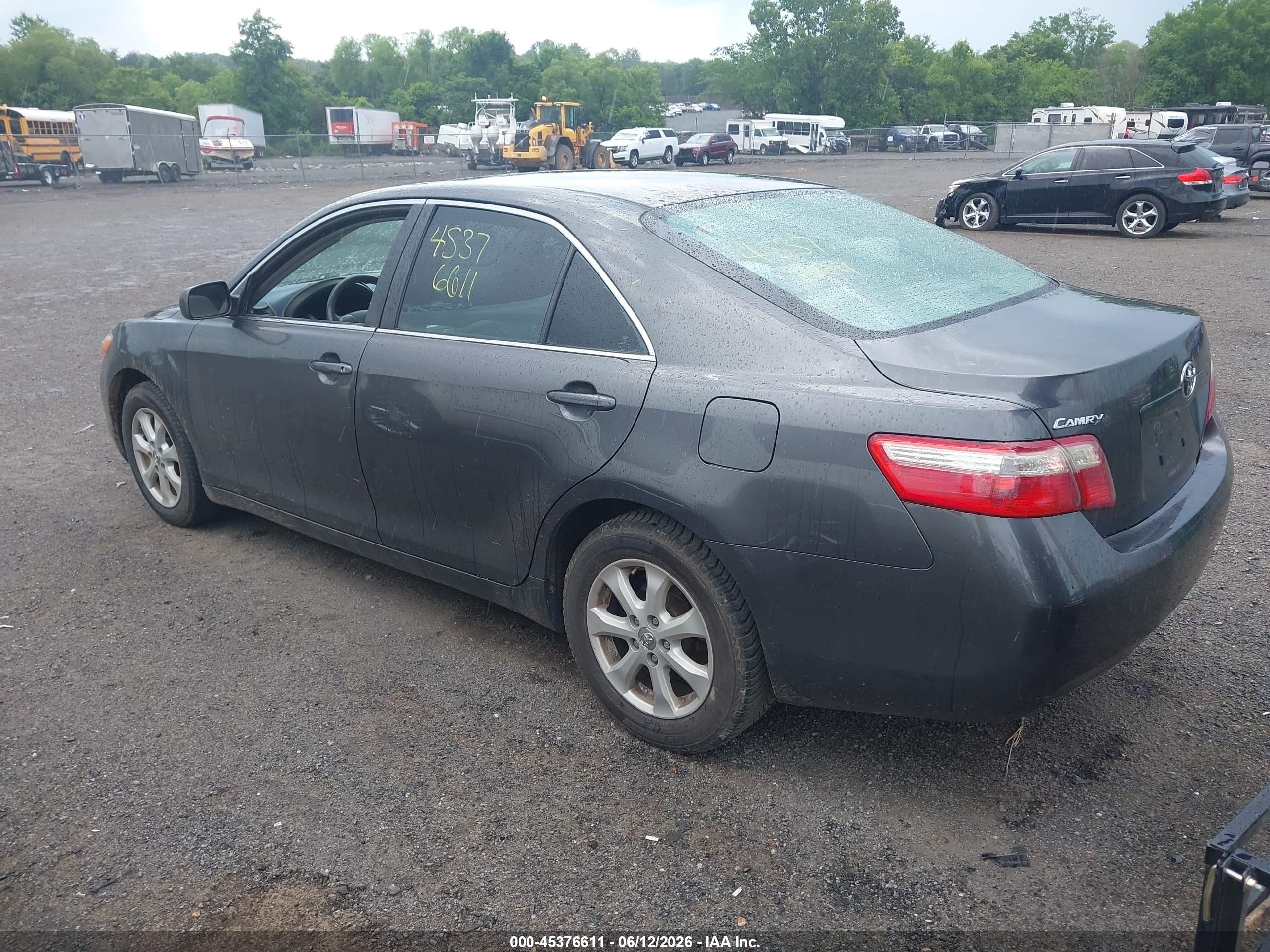 2009 Toyota Camry Le Gray vin: 4T4BE46K39R127729