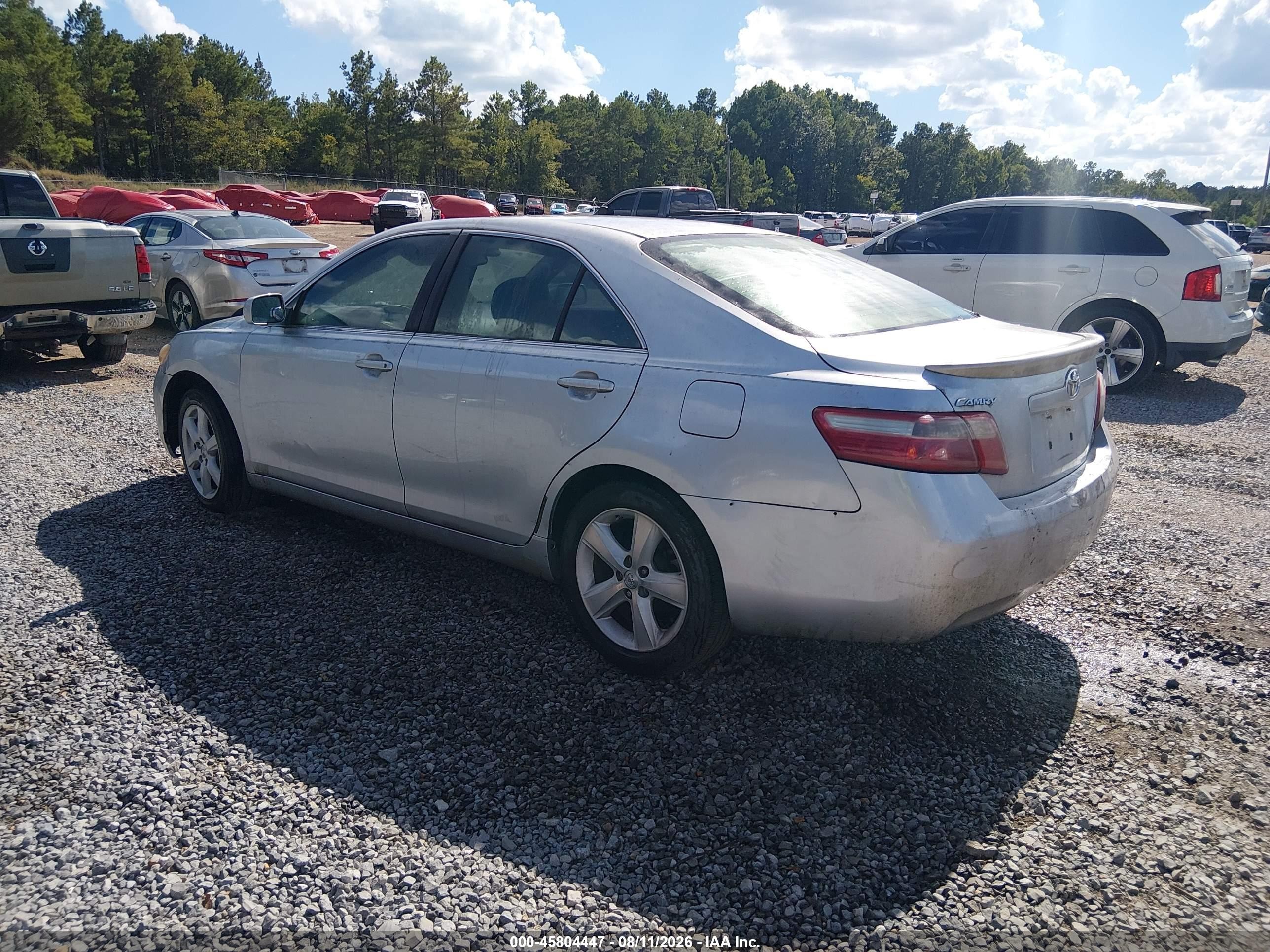 2007 Toyota Camry Le Silver vin: 4T4BE46K47R002526