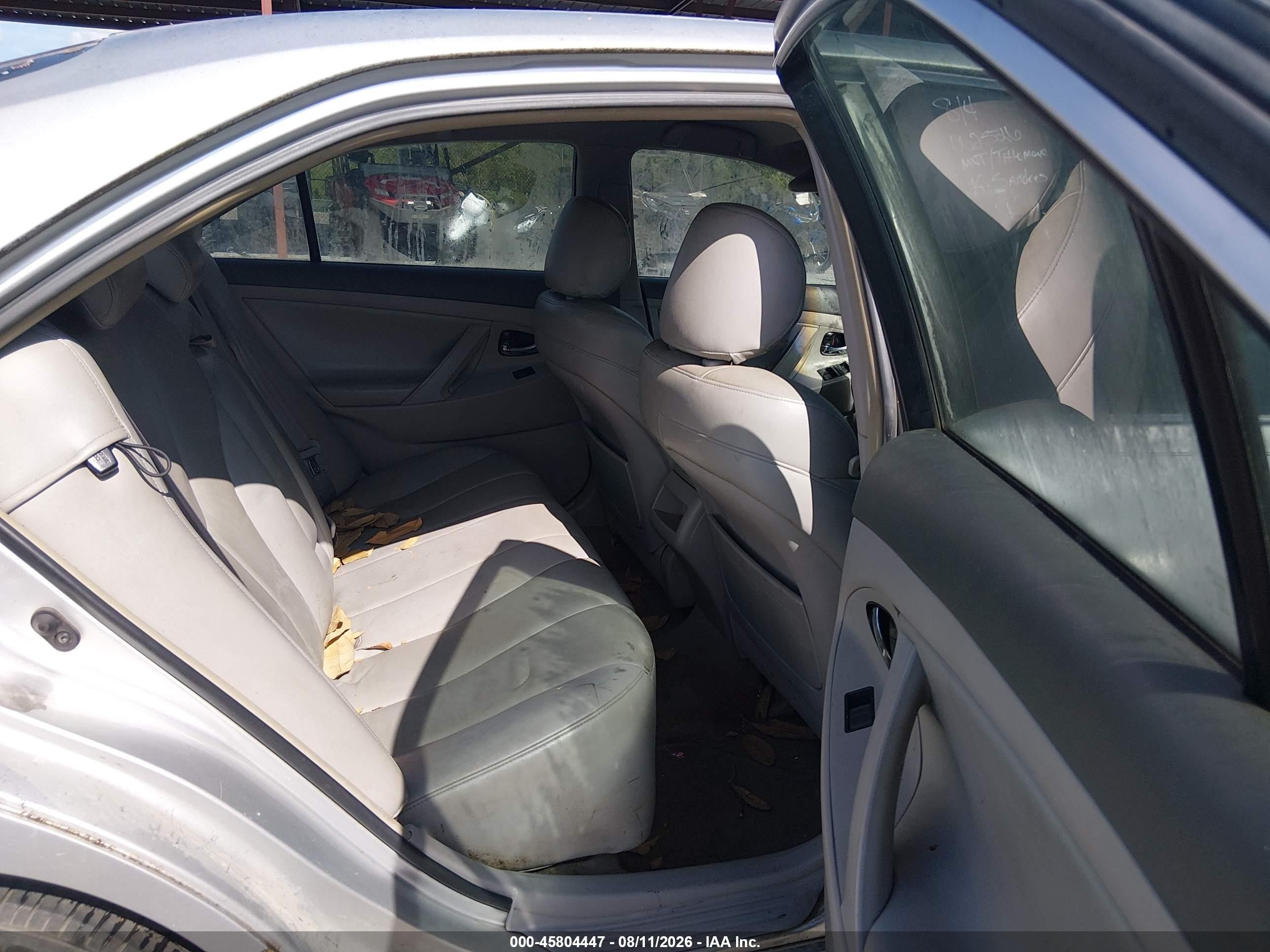 2007 Toyota Camry Le Silver vin: 4T4BE46K47R002526