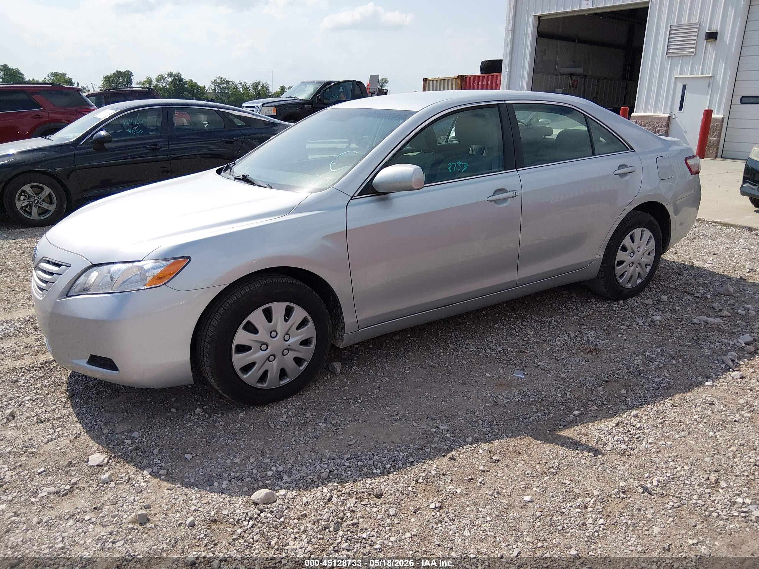 2007 Toyota Camry Le Серебряный vin: 4T4BE46K47R002915