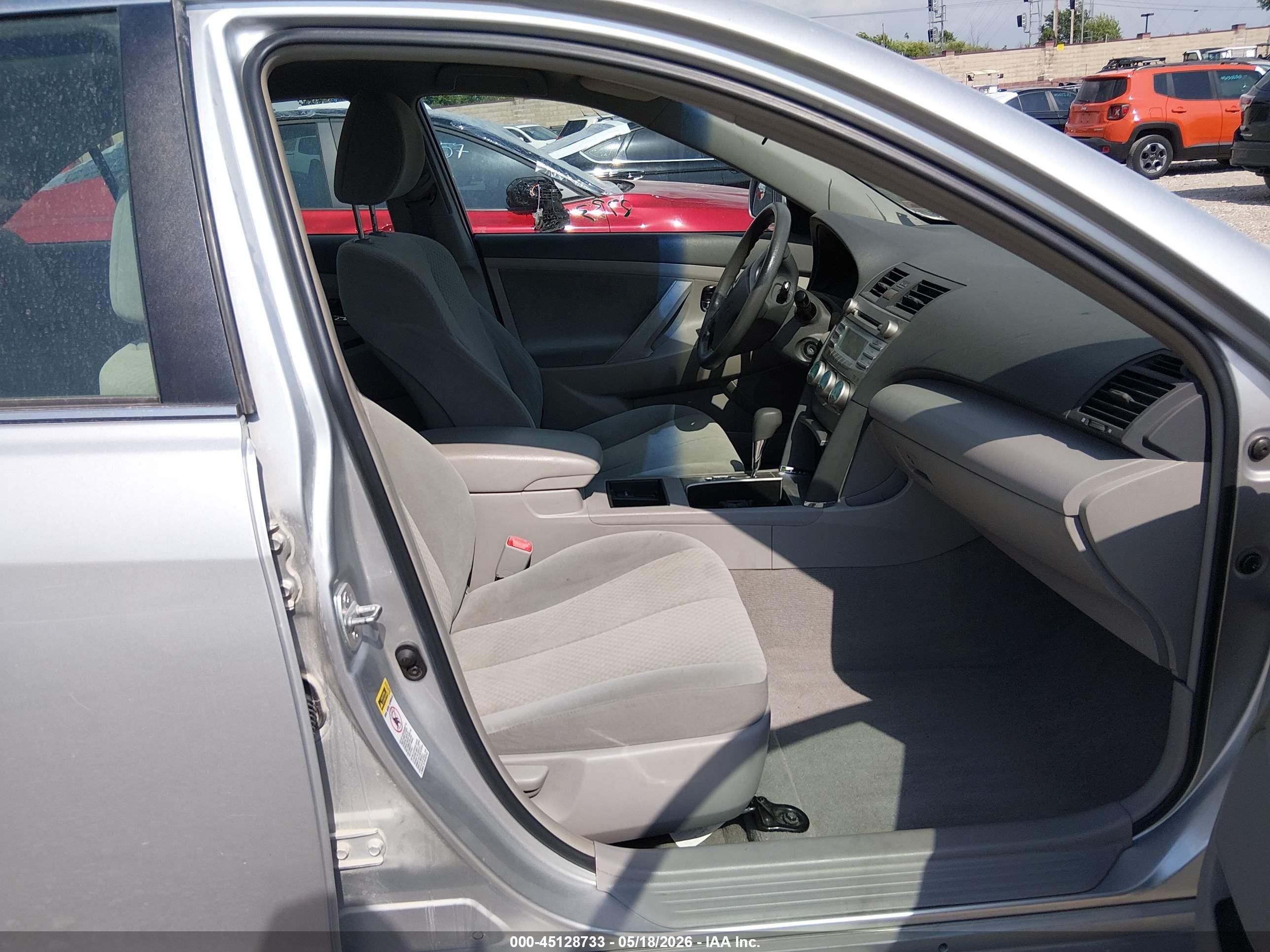 2007 Toyota Camry Le Серебряный vin: 4T4BE46K47R002915