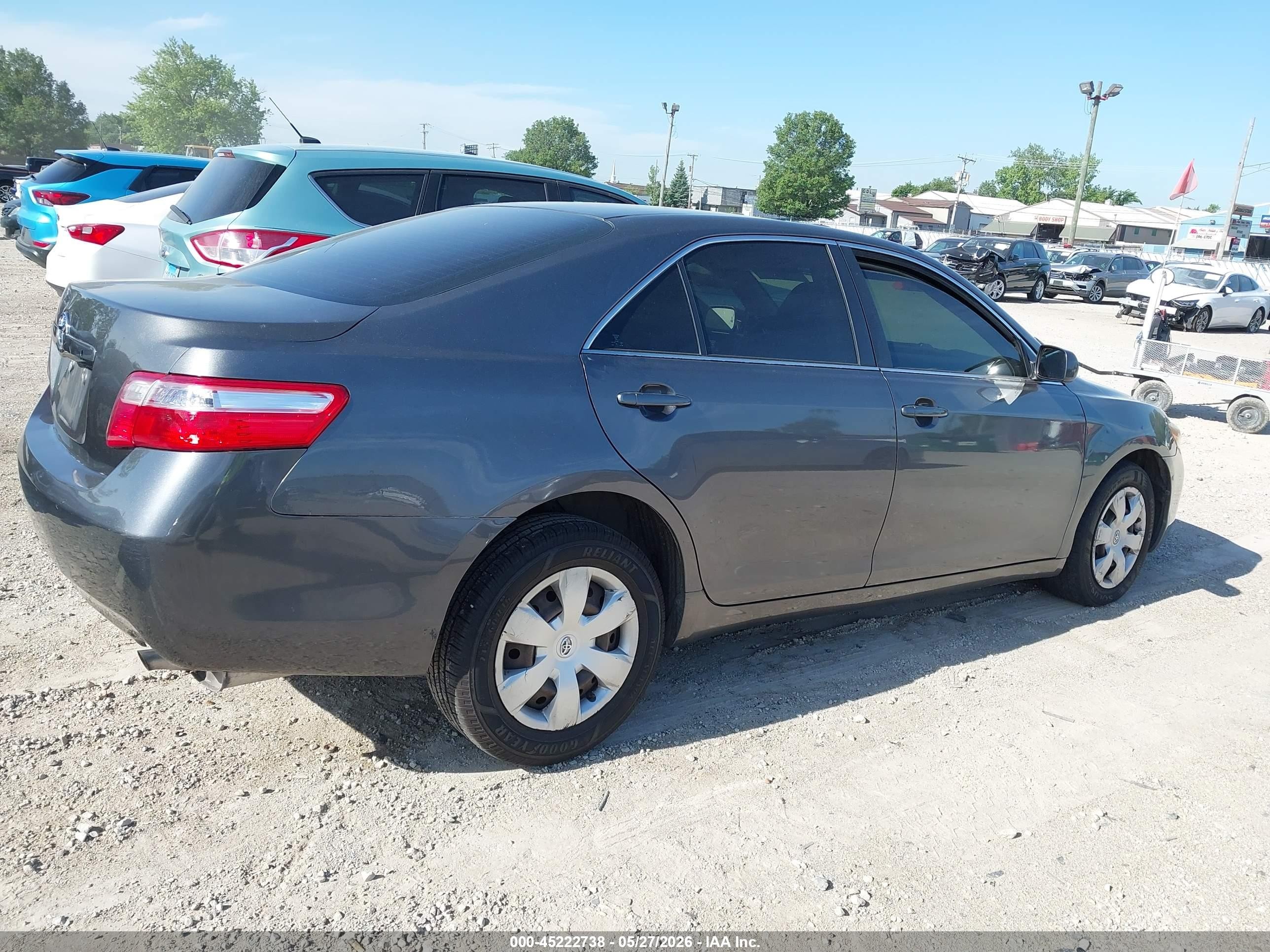 2007 Toyota Camry Le Brown vin: 4T4BE46K47R011582