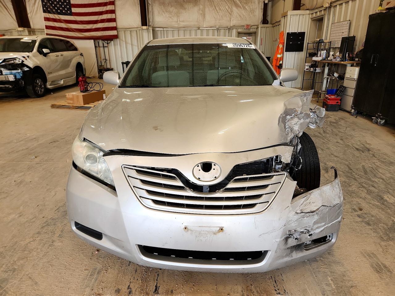 2008 Toyota Camry Le Silver vin: 4T4BE46K48R012541