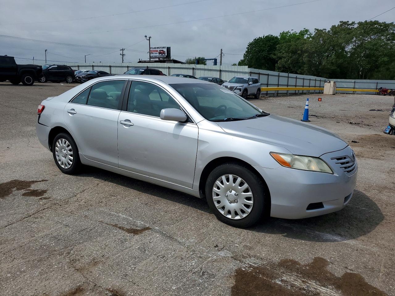 2008 Toyota Camry Base Silver vin: 4T4BE46K48R014404