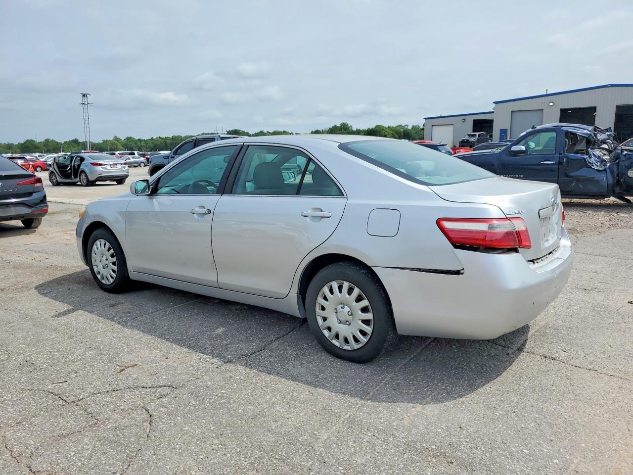 2008 Toyota Camry Base Silver vin: 4T4BE46K48R014404