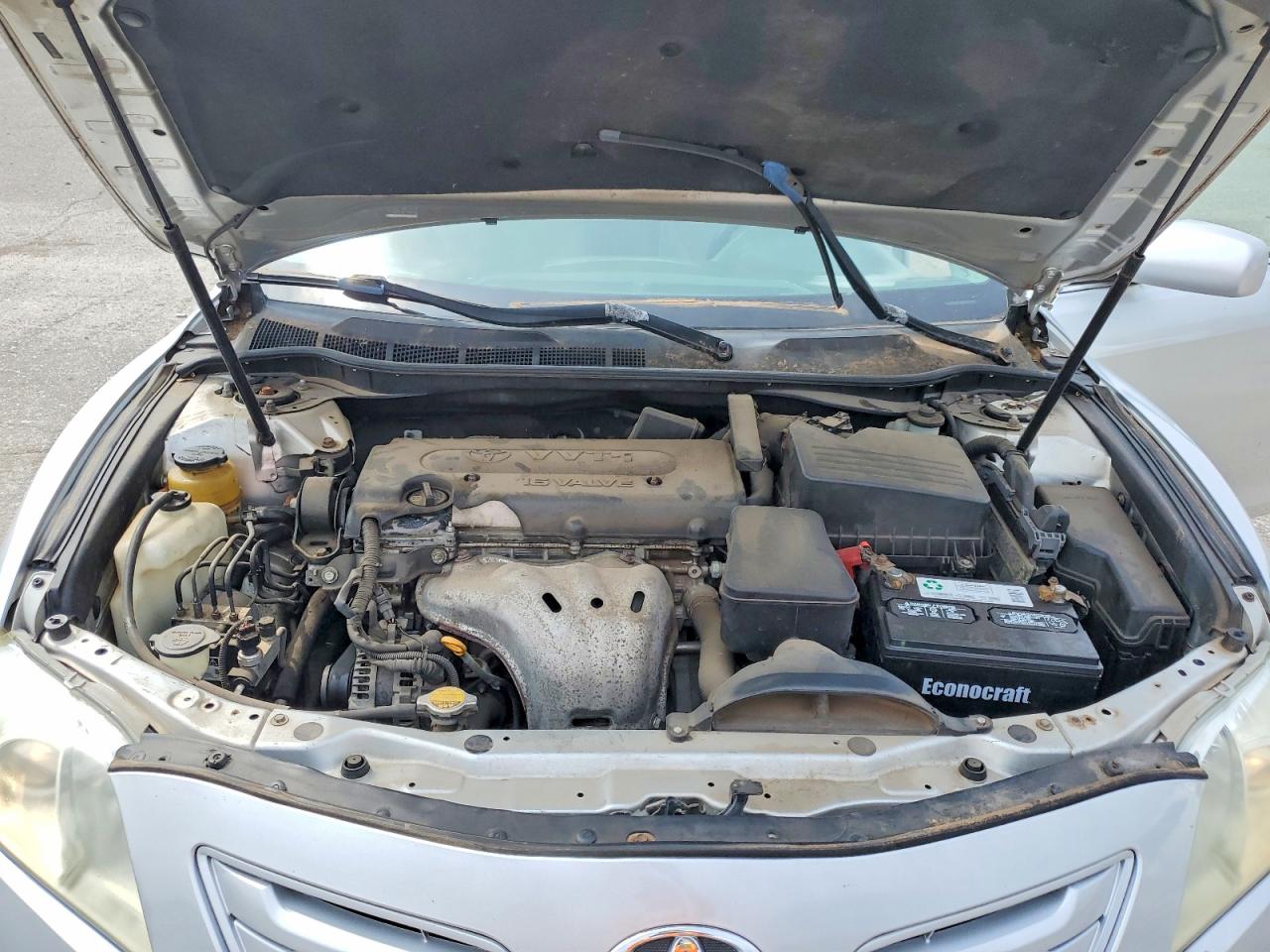 2008 Toyota Camry Base Silver vin: 4T4BE46K48R014404