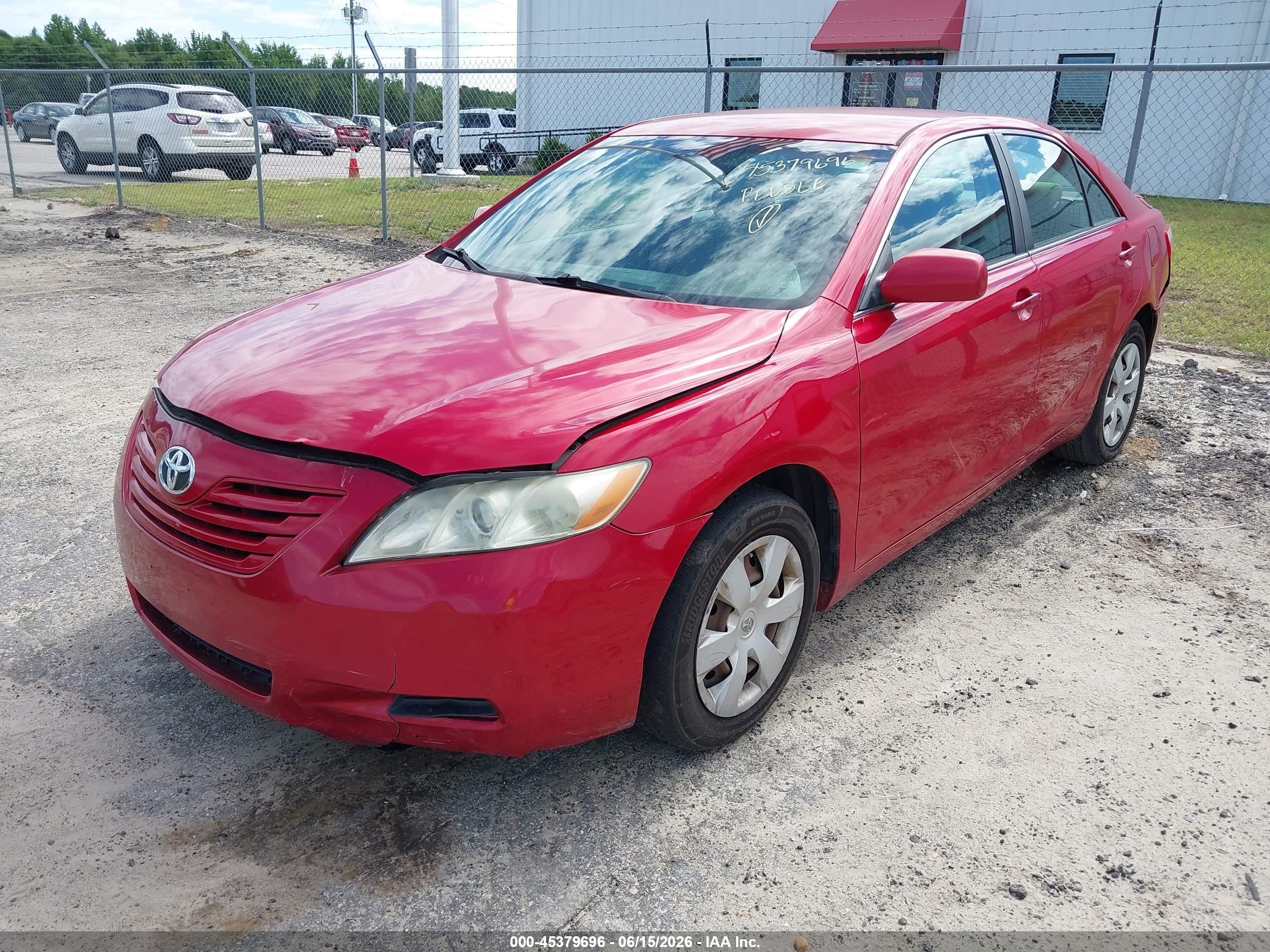2008 Toyota Camry Le Красный vin: 4T4BE46K48R017853