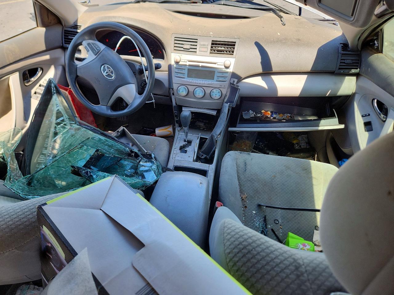 2008 Toyota Camry Le Серебряный vin: 4T4BE46K48R030005