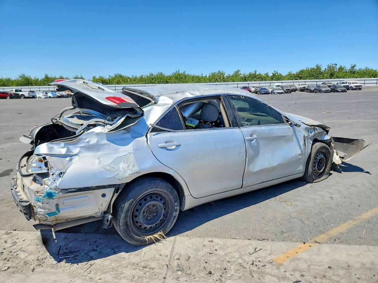 2008 Toyota Camry Le Серебряный vin: 4T4BE46K48R030005