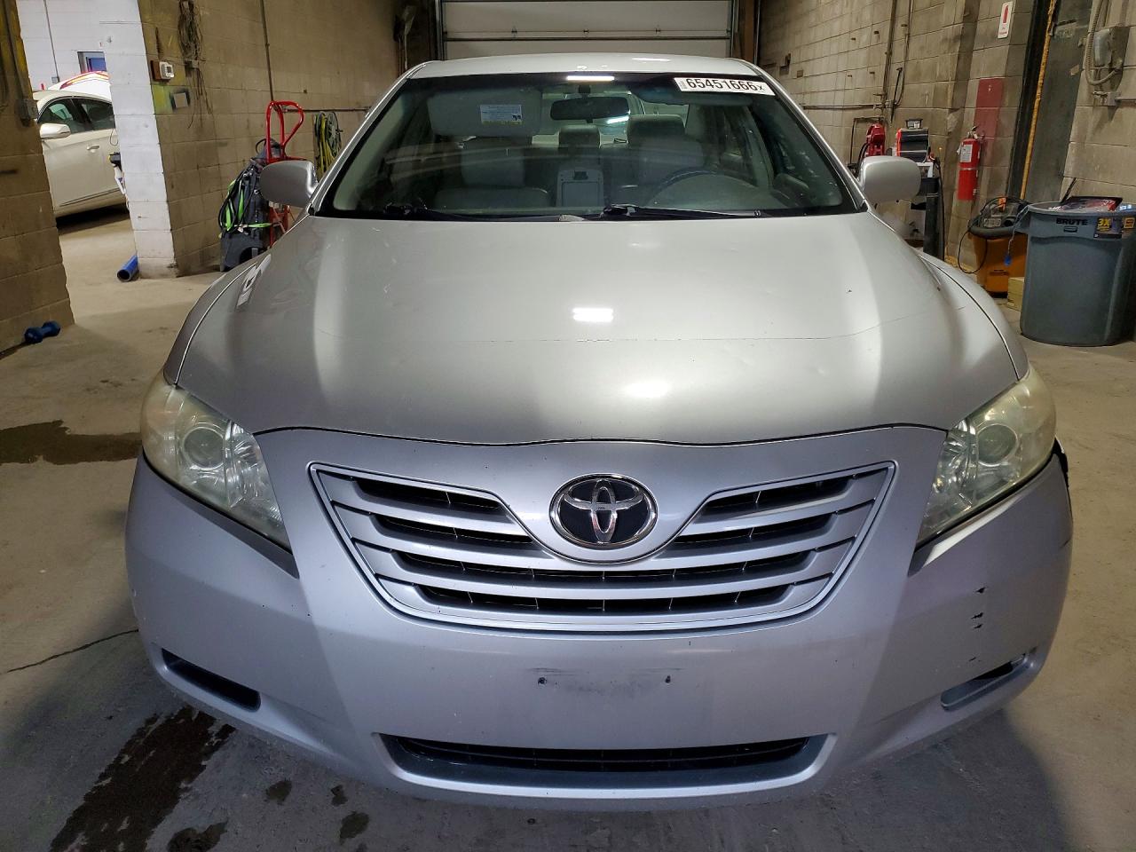 2008 Toyota Camry Le Silver vin: 4T4BE46K48R030814