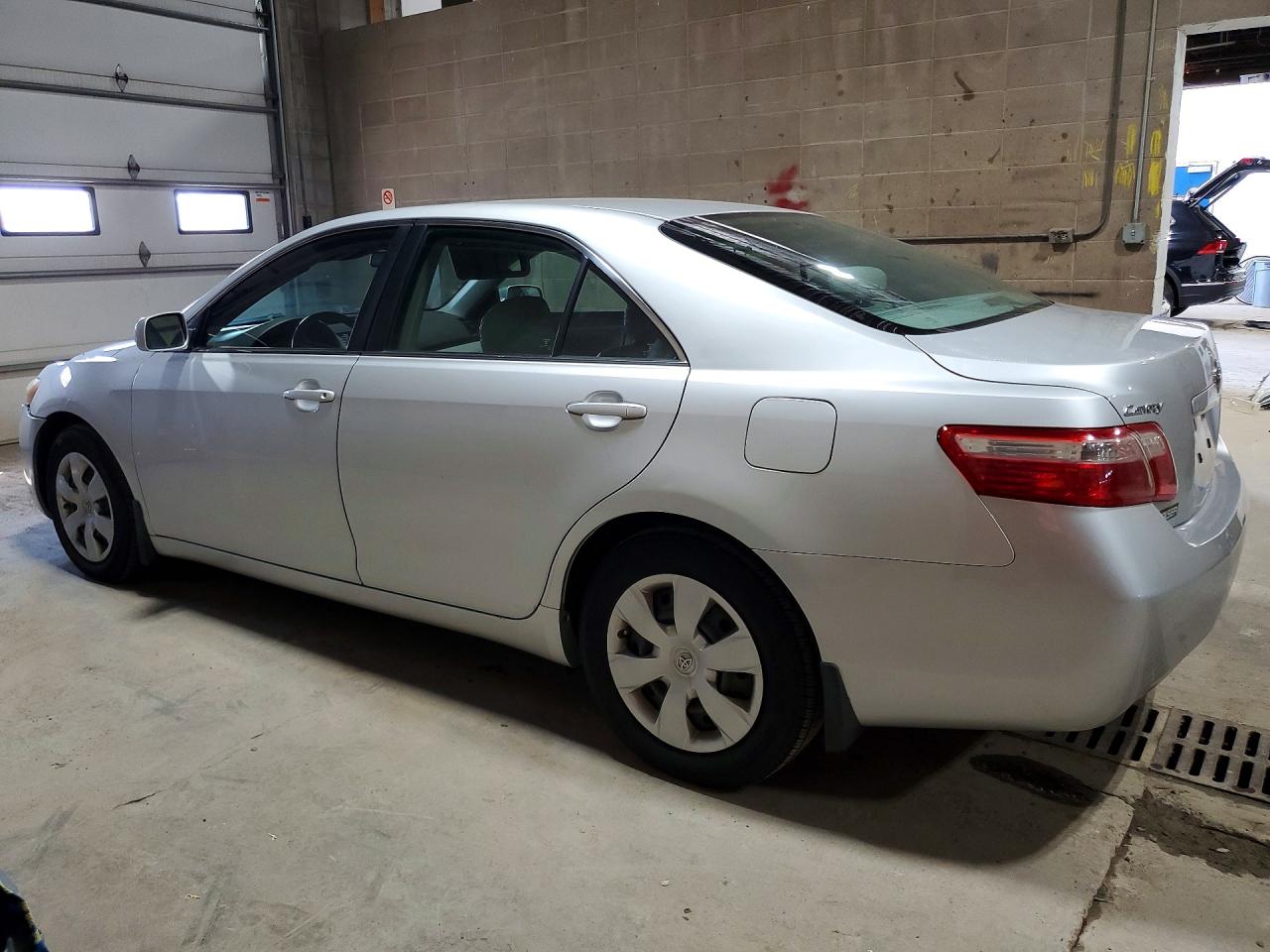 2008 Toyota Camry Le Silver vin: 4T4BE46K48R030814