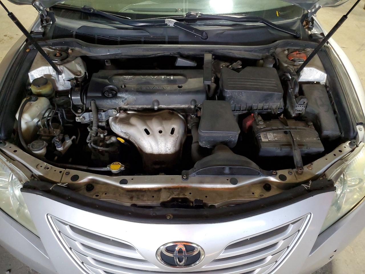 2008 Toyota Camry Le Silver vin: 4T4BE46K48R030814