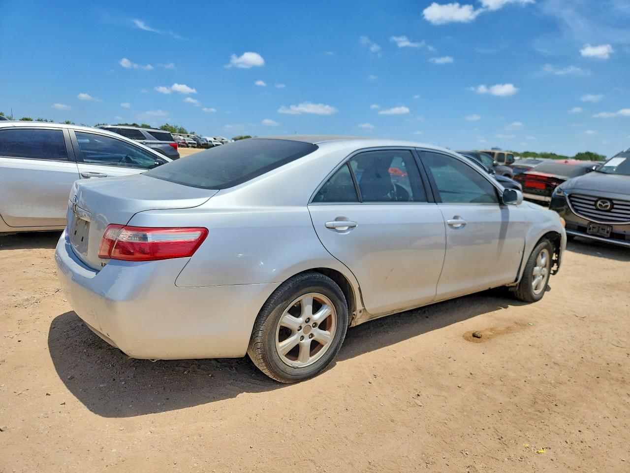 2008 Toyota Camry Le Silver vin: 4T4BE46K48R046320