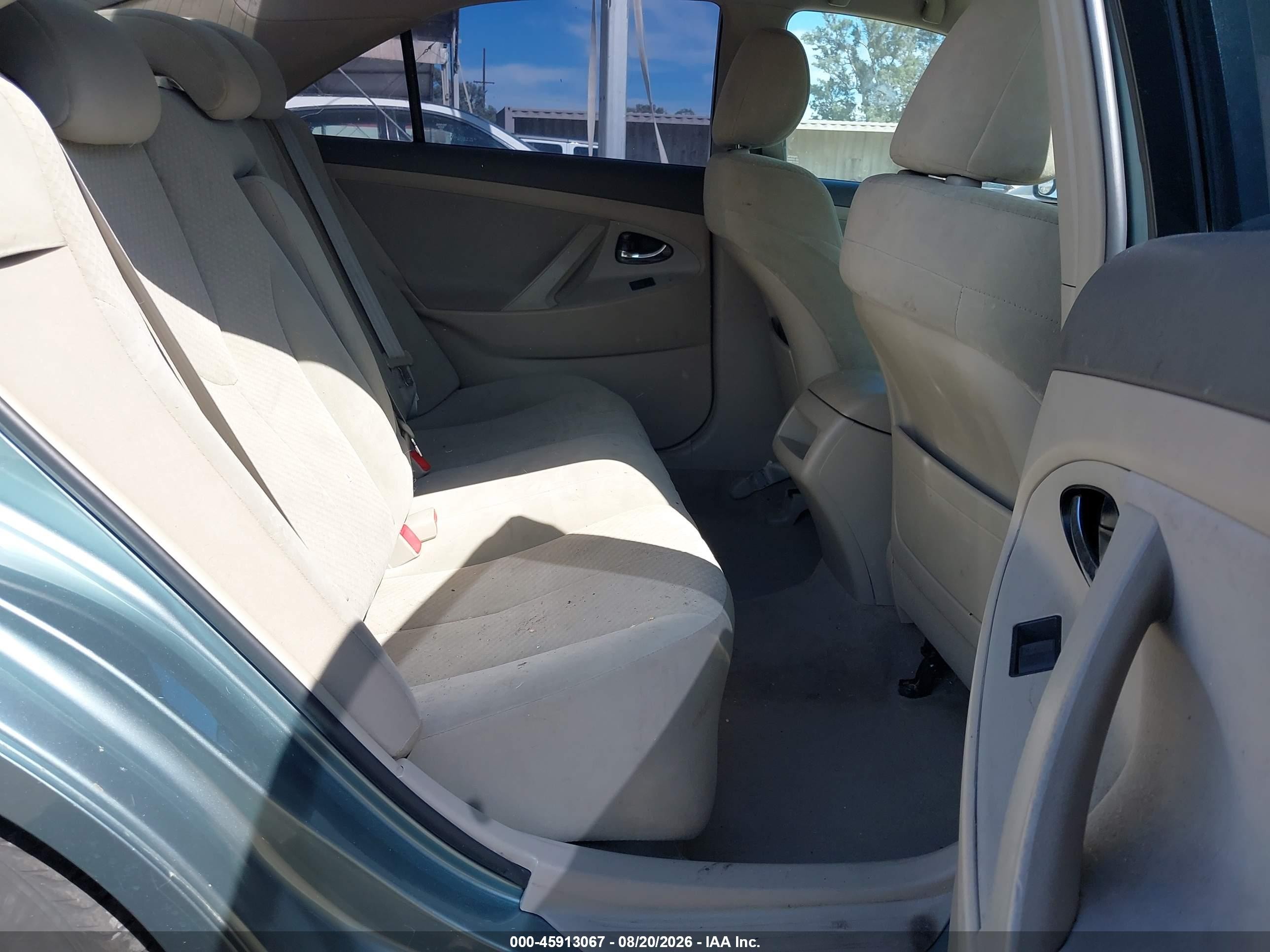2009 Toyota Camry Le Light Blue vin: 4T4BE46K49R062602