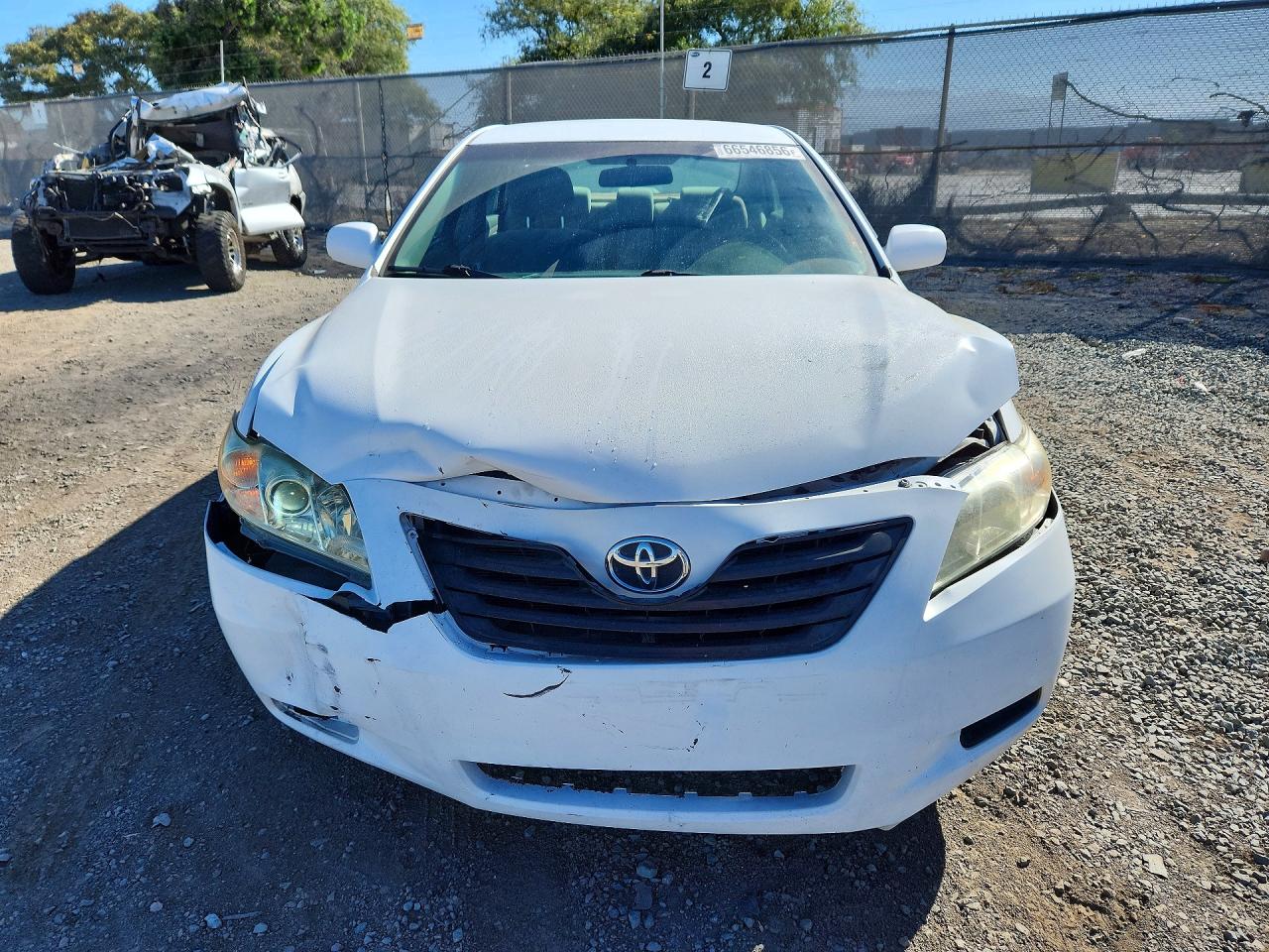 2009 Toyota Camry Le Белый vin: 4T4BE46K49R072952