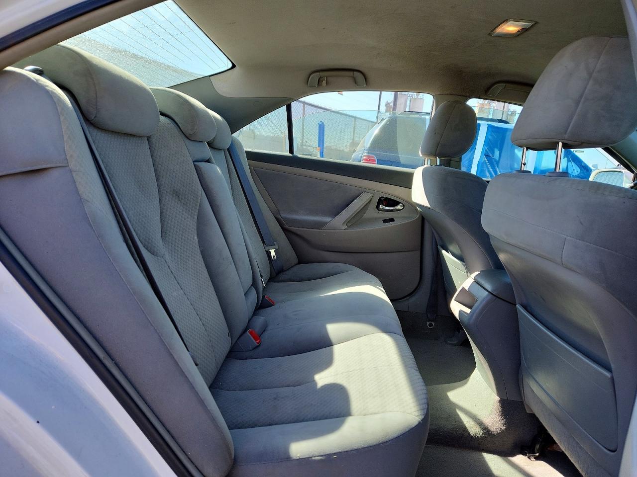 2009 Toyota Camry Le Белый vin: 4T4BE46K49R072952