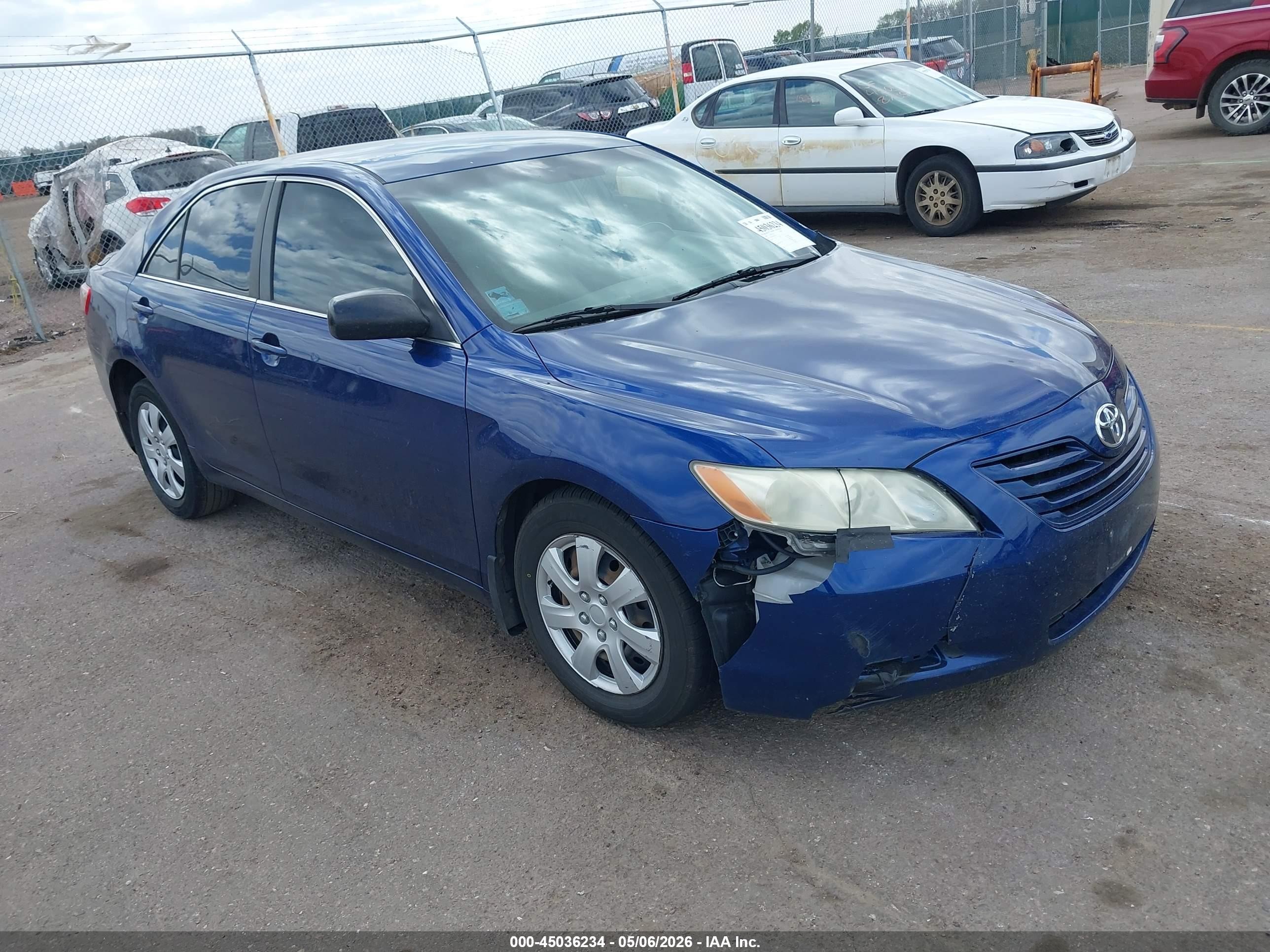 2009 Toyota Camry Le Blue vin: 4T4BE46K49R078914