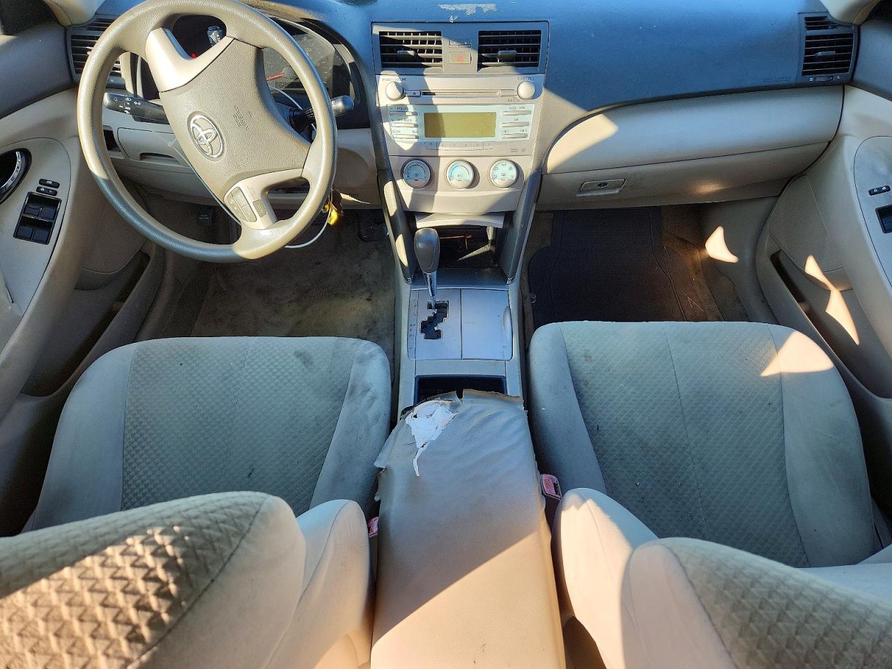 2009 Toyota Camry Le Green vin: 4T4BE46K49R081568