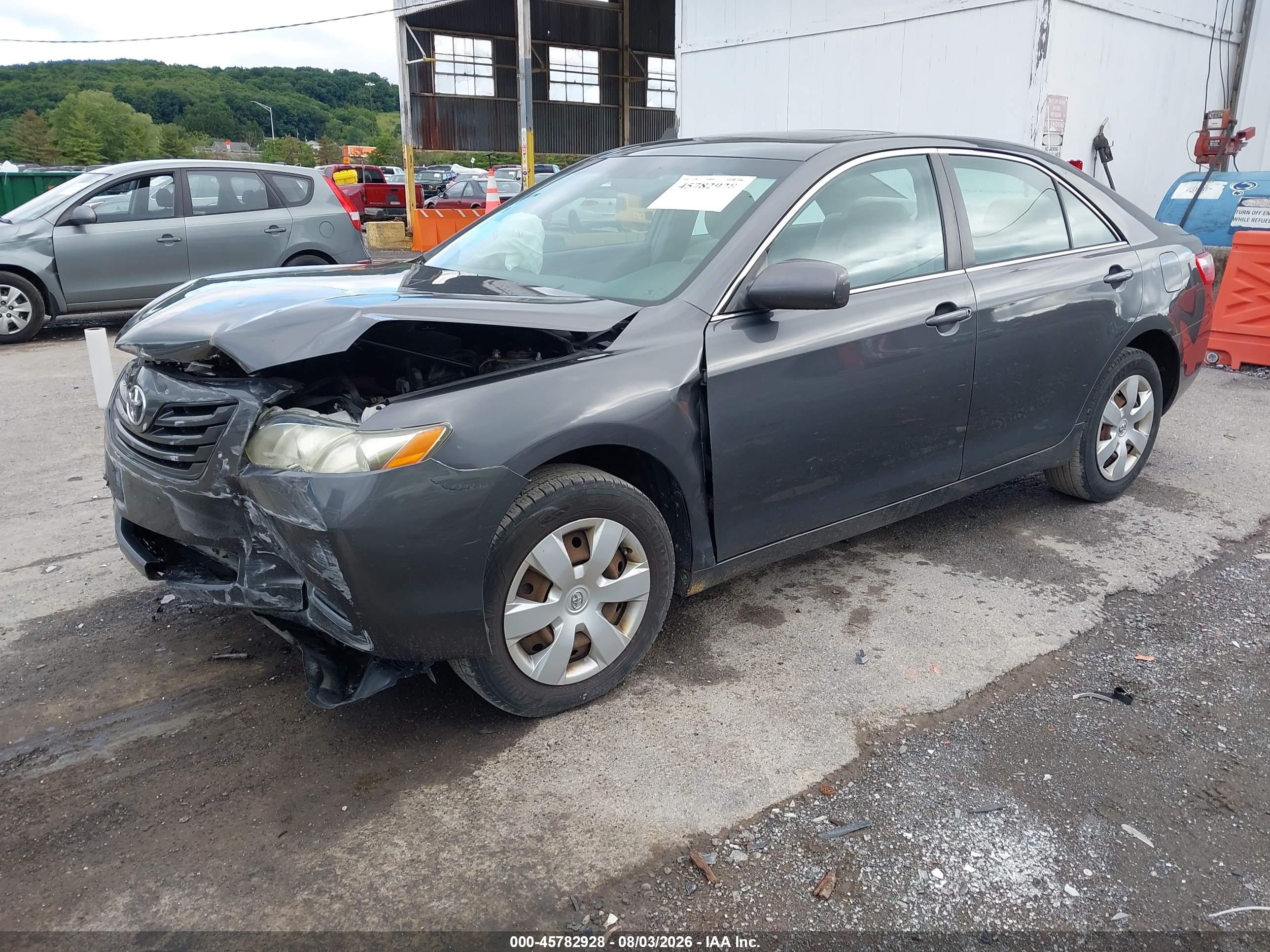 2009 Toyota Camry Le Gray vin: 4T4BE46K49R086074
