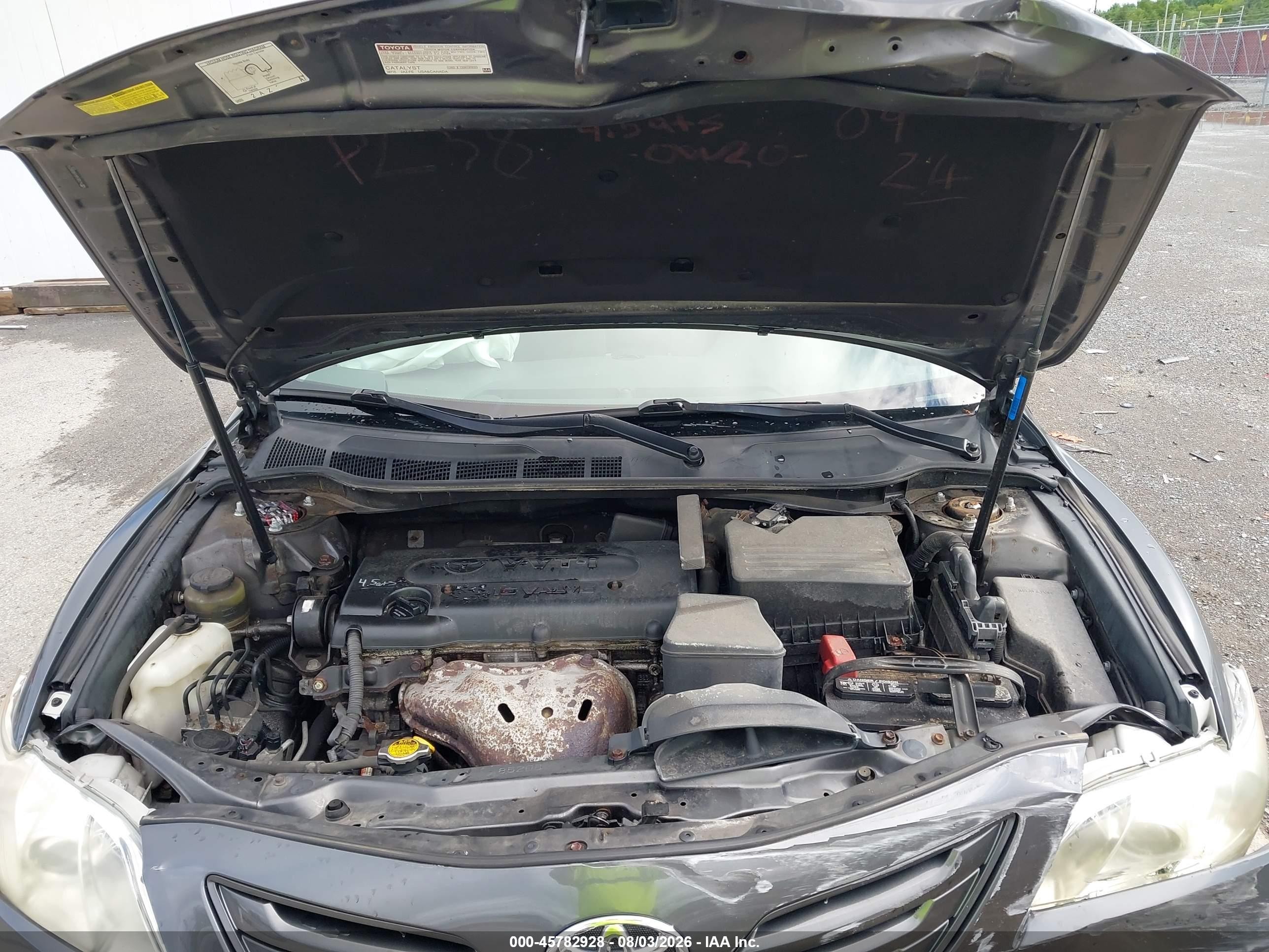 2009 Toyota Camry Le Gray vin: 4T4BE46K49R086074