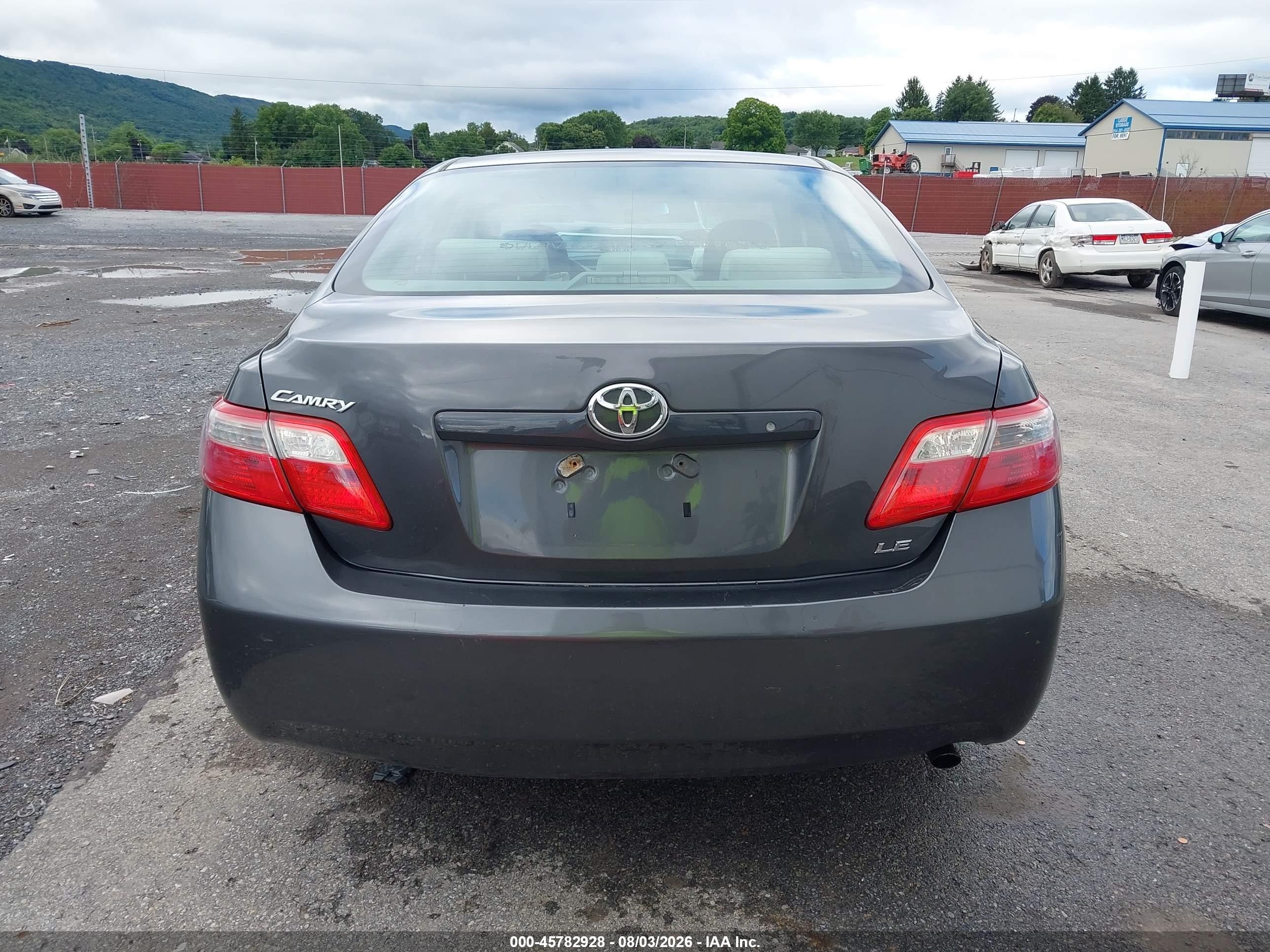 2009 Toyota Camry Le Gray vin: 4T4BE46K49R086074
