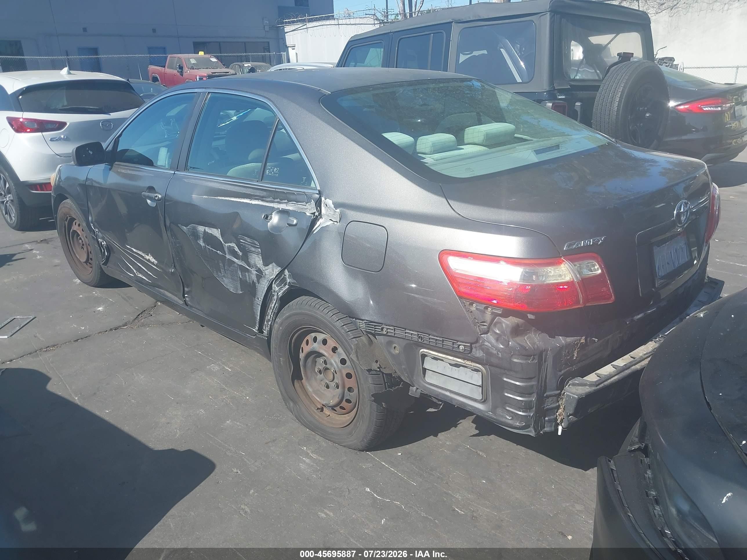 2009 Toyota Camry Le Gray vin: 4T4BE46K49R090321