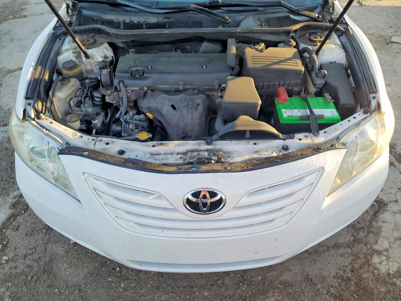 2009 Toyota Camry Le White vin: 4T4BE46K49R090416