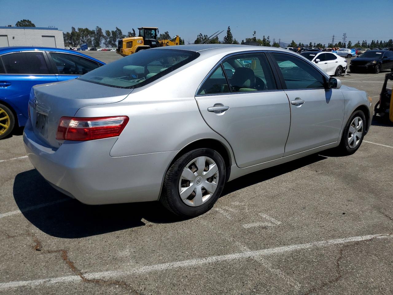 2009 Toyota Camry Le Silver vin: 4T4BE46K49R096085