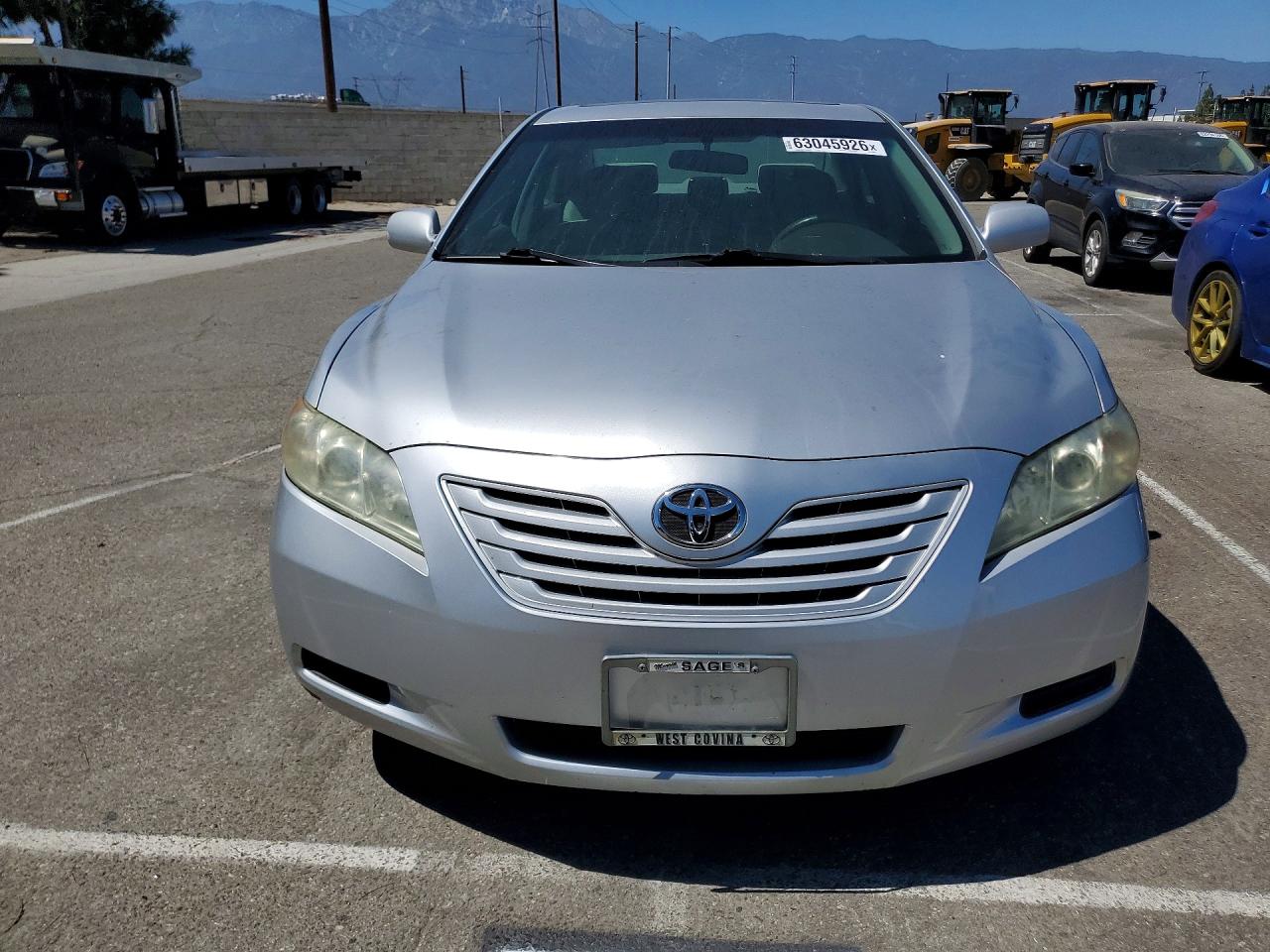 2009 Toyota Camry Le Silver vin: 4T4BE46K49R096085
