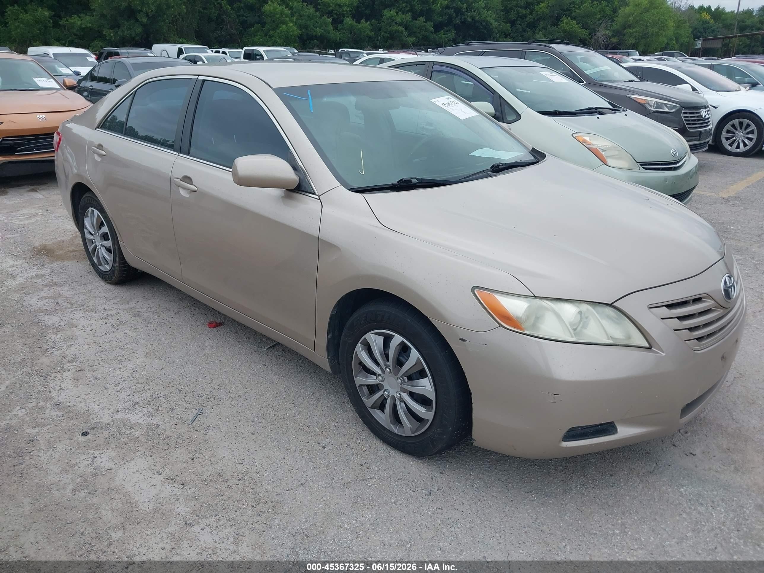 2009 Toyota Camry Le Tan vin: 4T4BE46K49R121695
