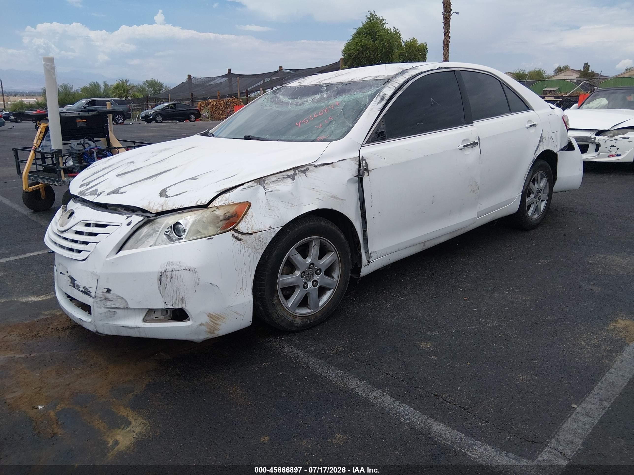2009 Toyota Camry Le White vin: 4T4BE46K49R128145