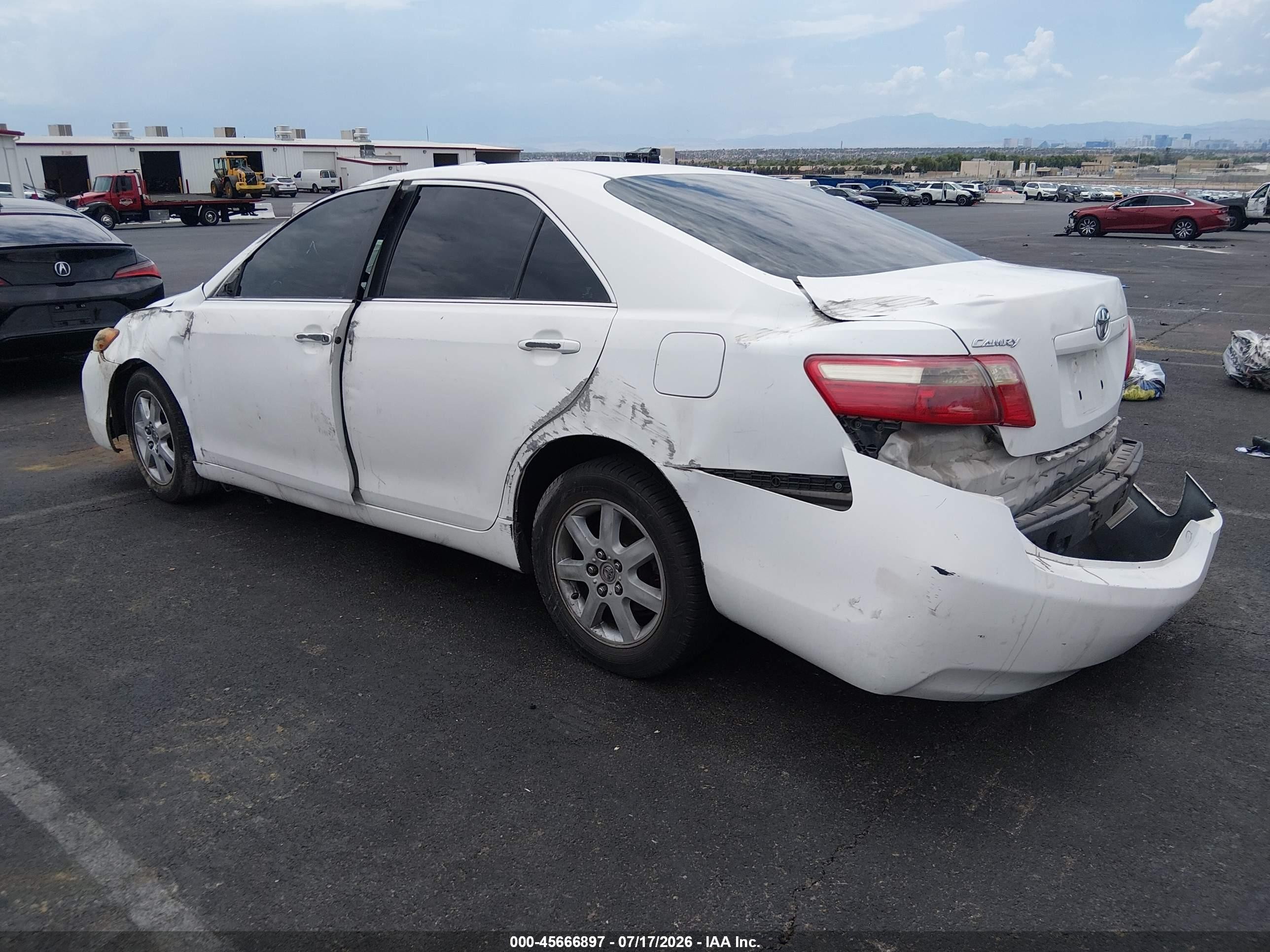 2009 Toyota Camry Le White vin: 4T4BE46K49R128145
