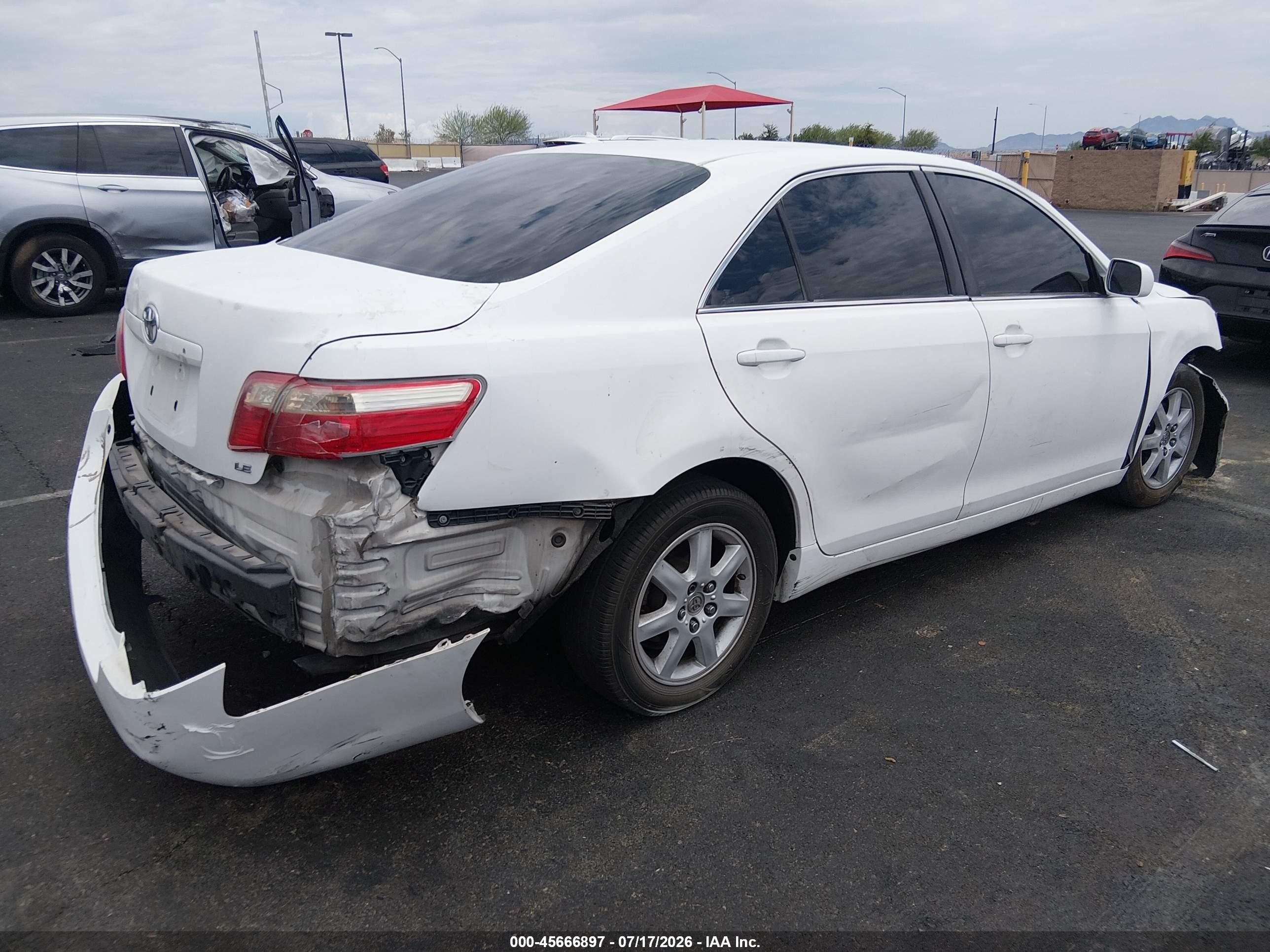 2009 Toyota Camry Le White vin: 4T4BE46K49R128145