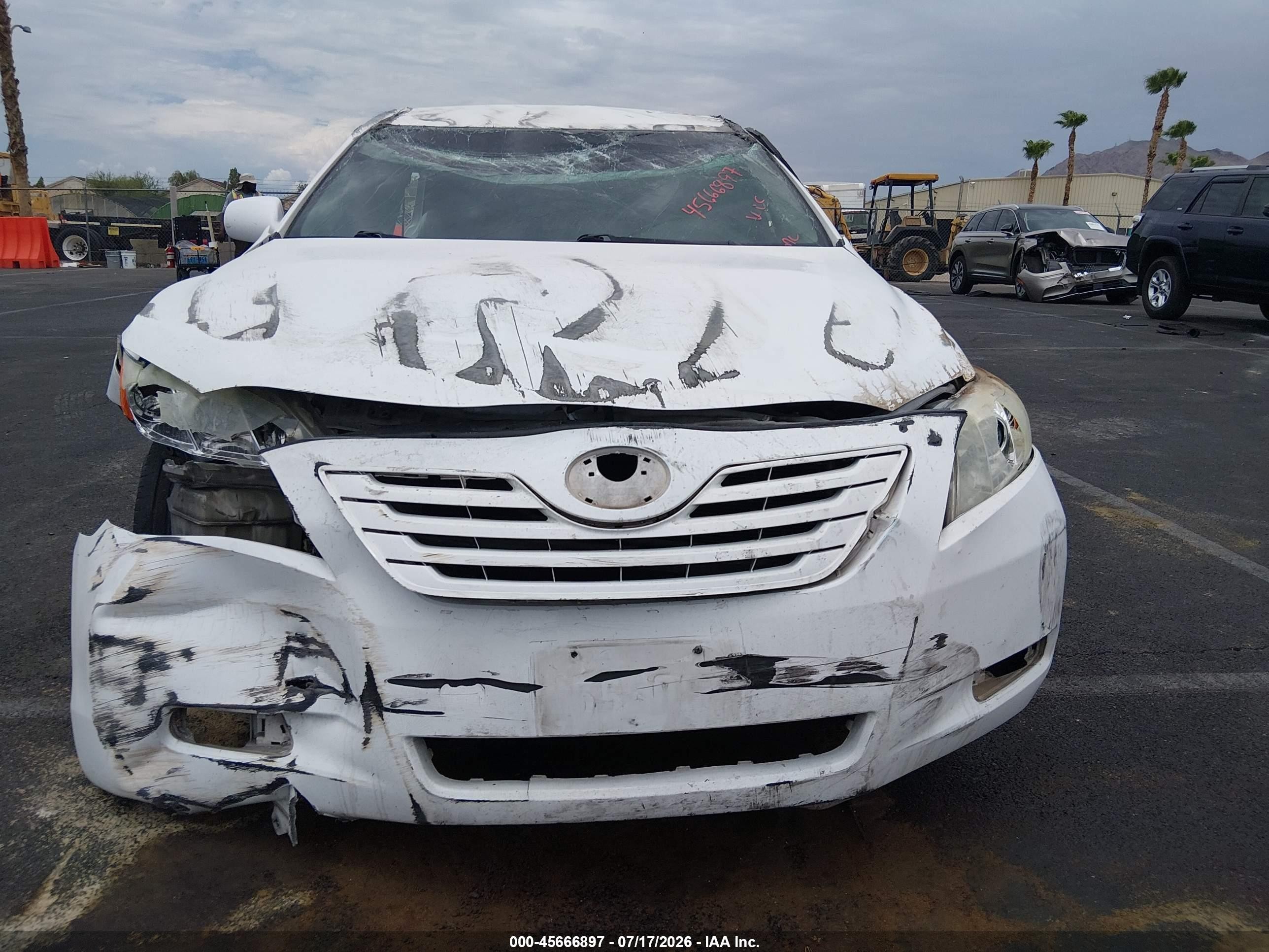 2009 Toyota Camry Le White vin: 4T4BE46K49R128145