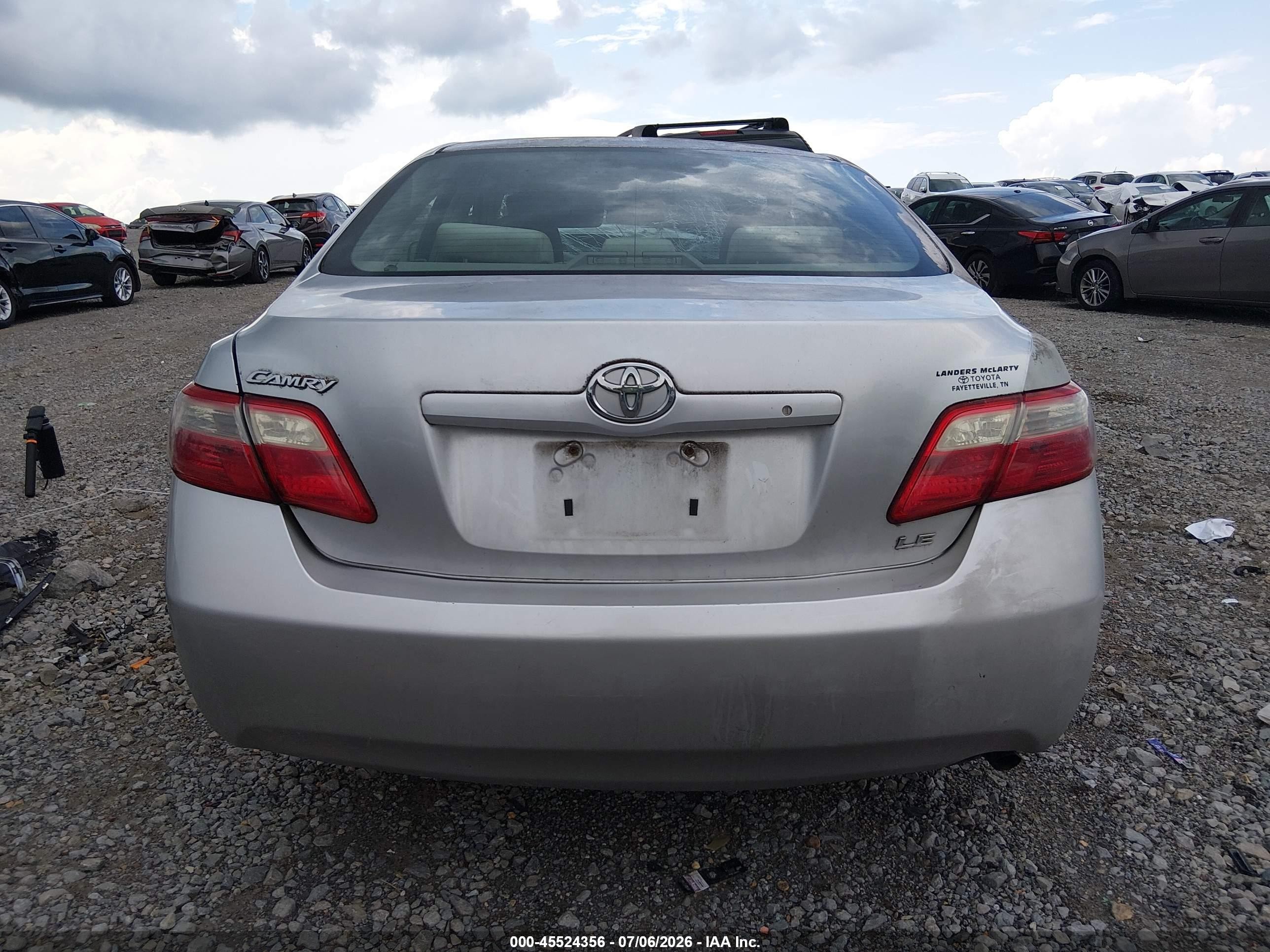 2009 Toyota Camry Le Silver vin: 4T4BE46K49R137444