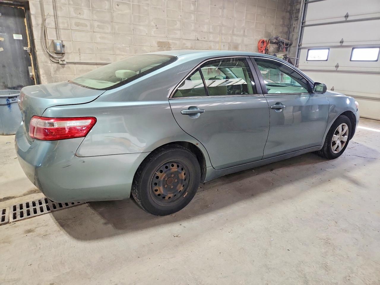 2007 Toyota Camry Le Turquoise vin: 4T4BE46K57R011221